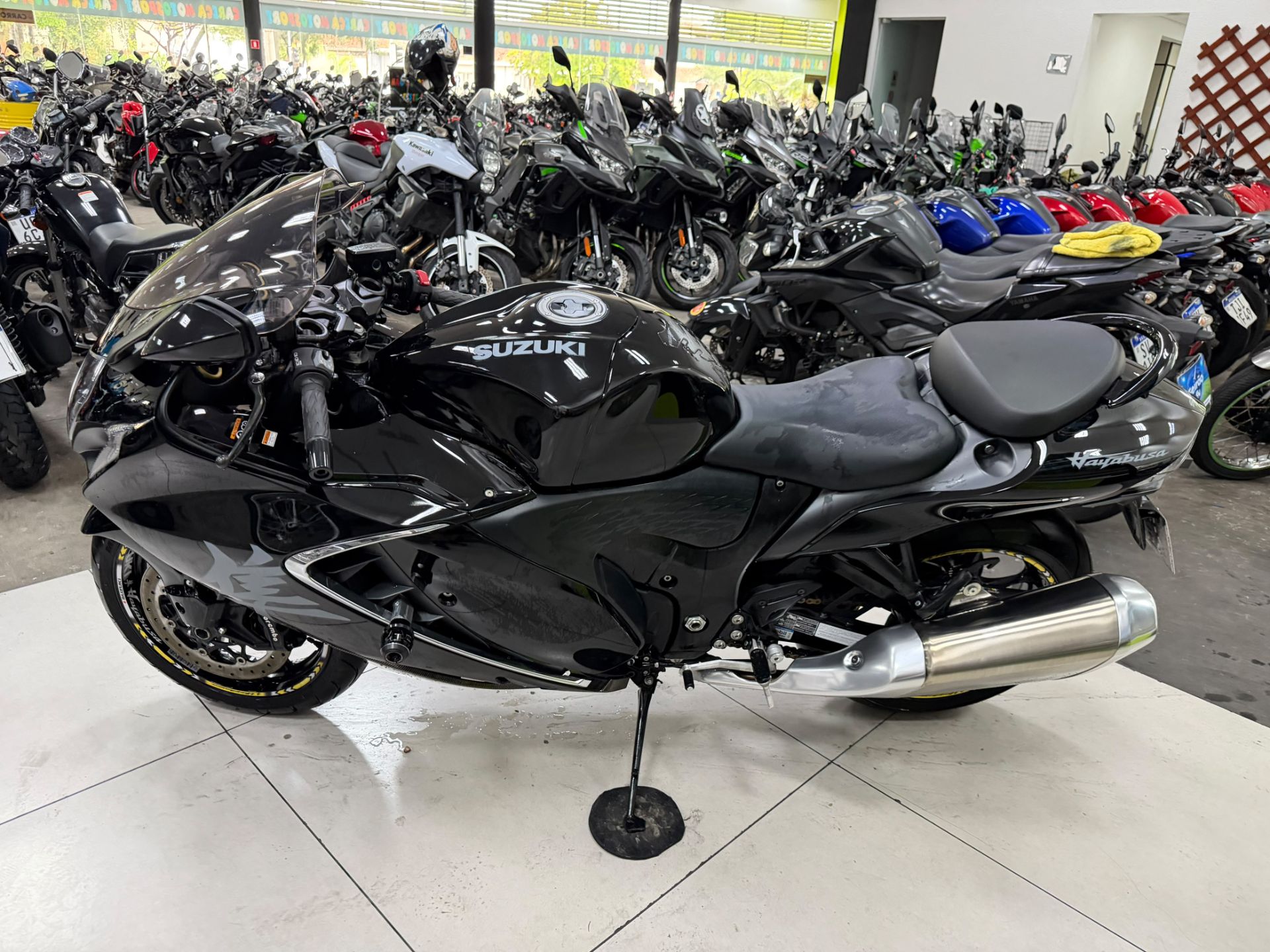 SUZUKI GSX 1300 R HAYABUSA