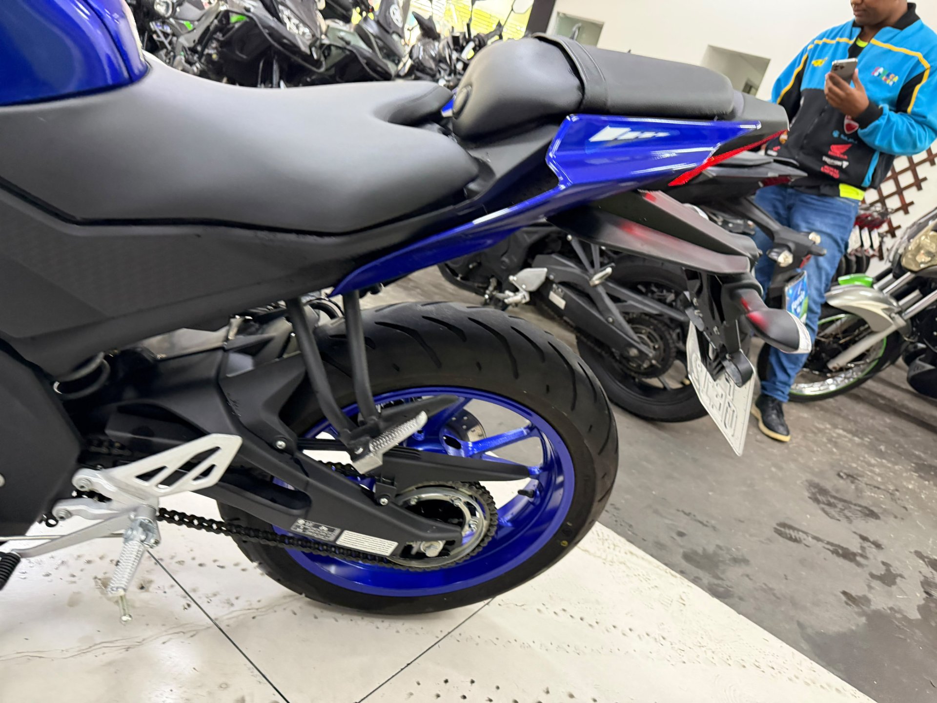 YAMAHA YZF R15