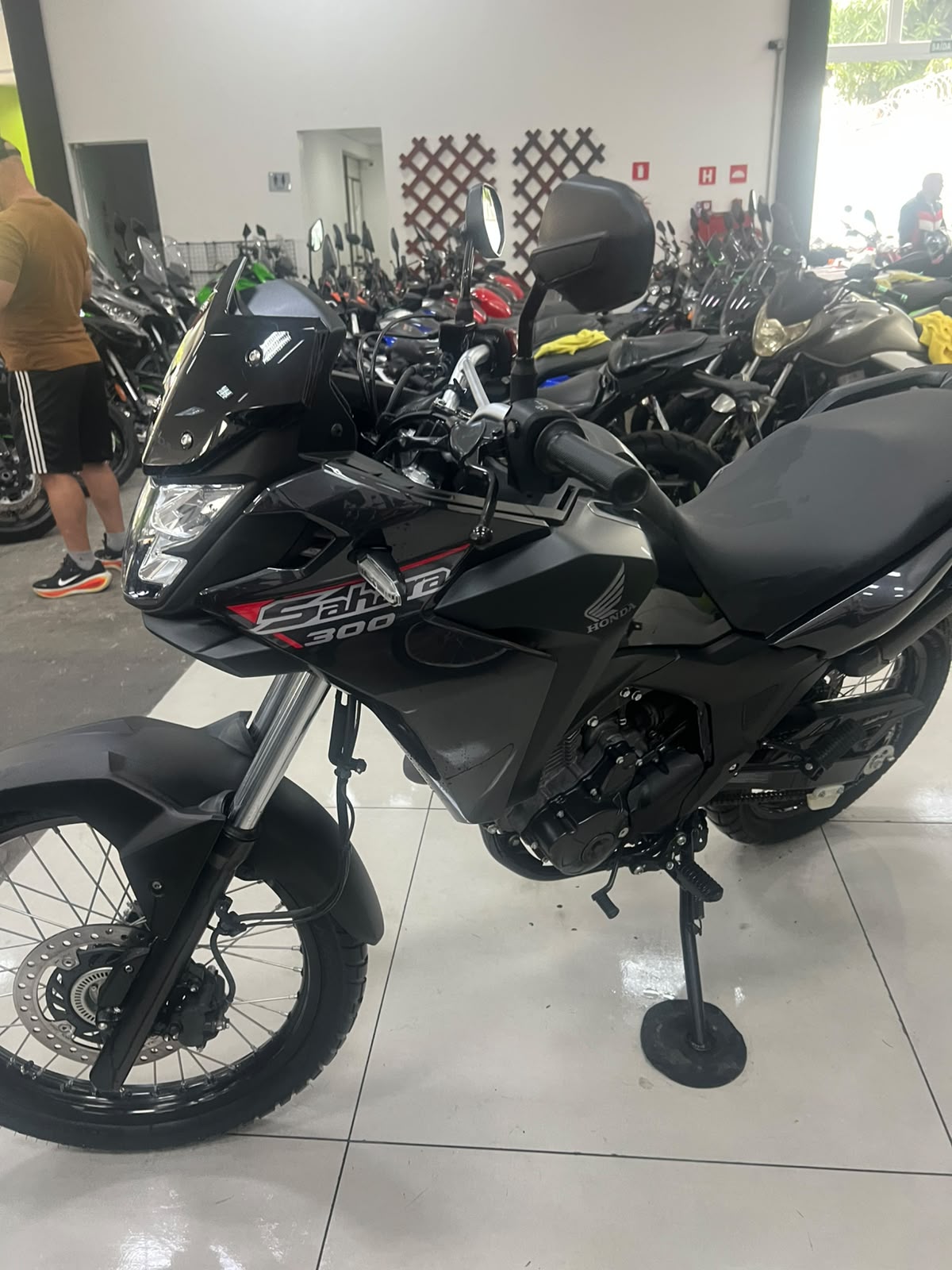HONDA XRE 300 SAHARA