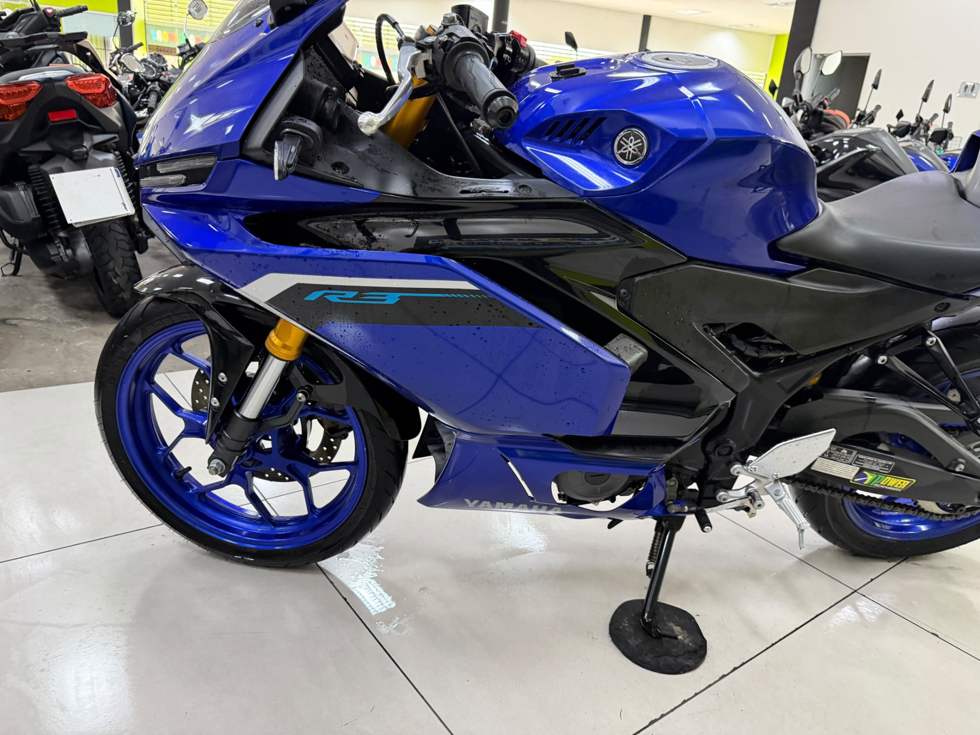 YAMAHA YZF R3 ABS CONNECTED