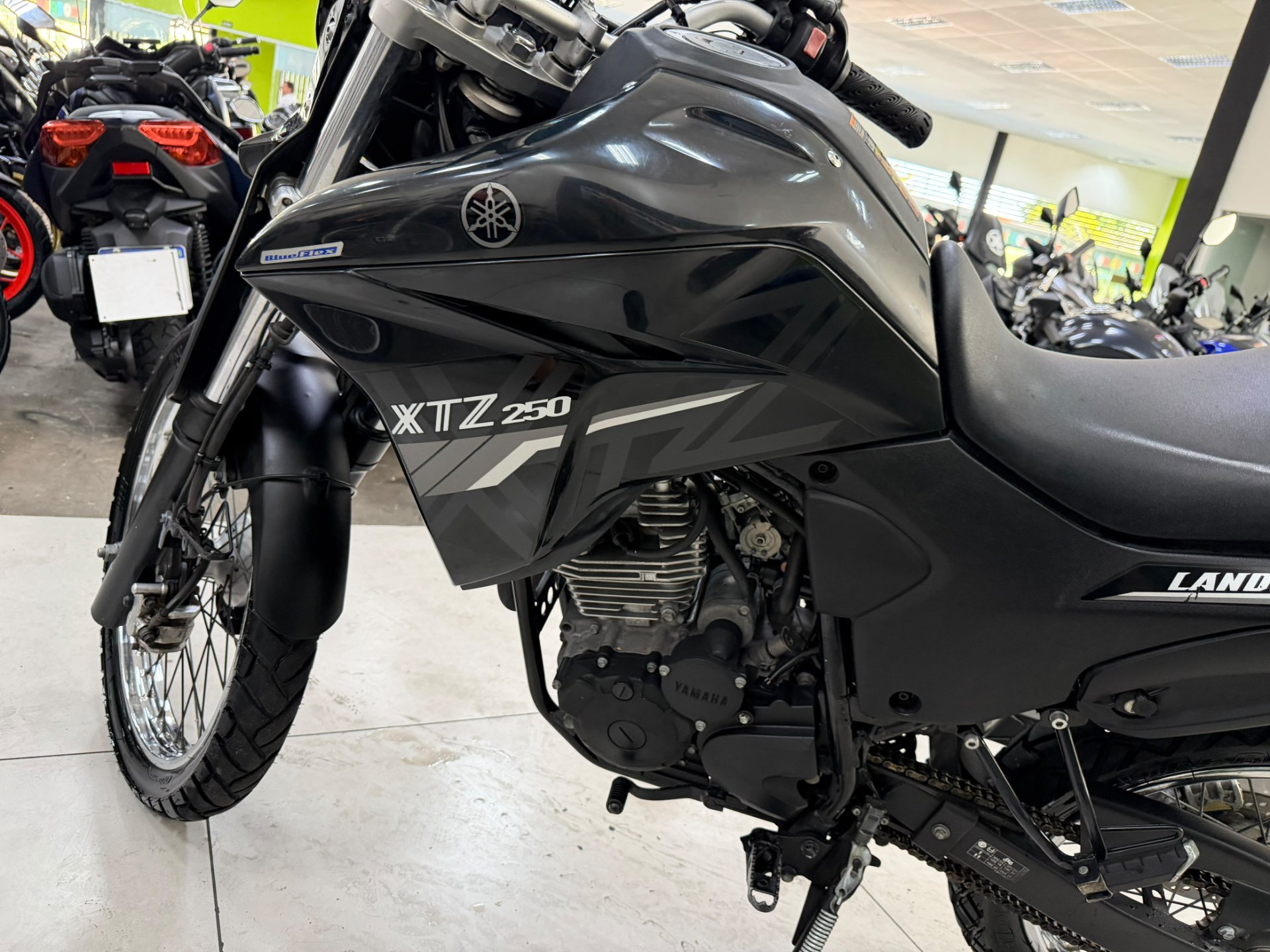 YAMAHA XTZ 250 LANDER CONNECTED