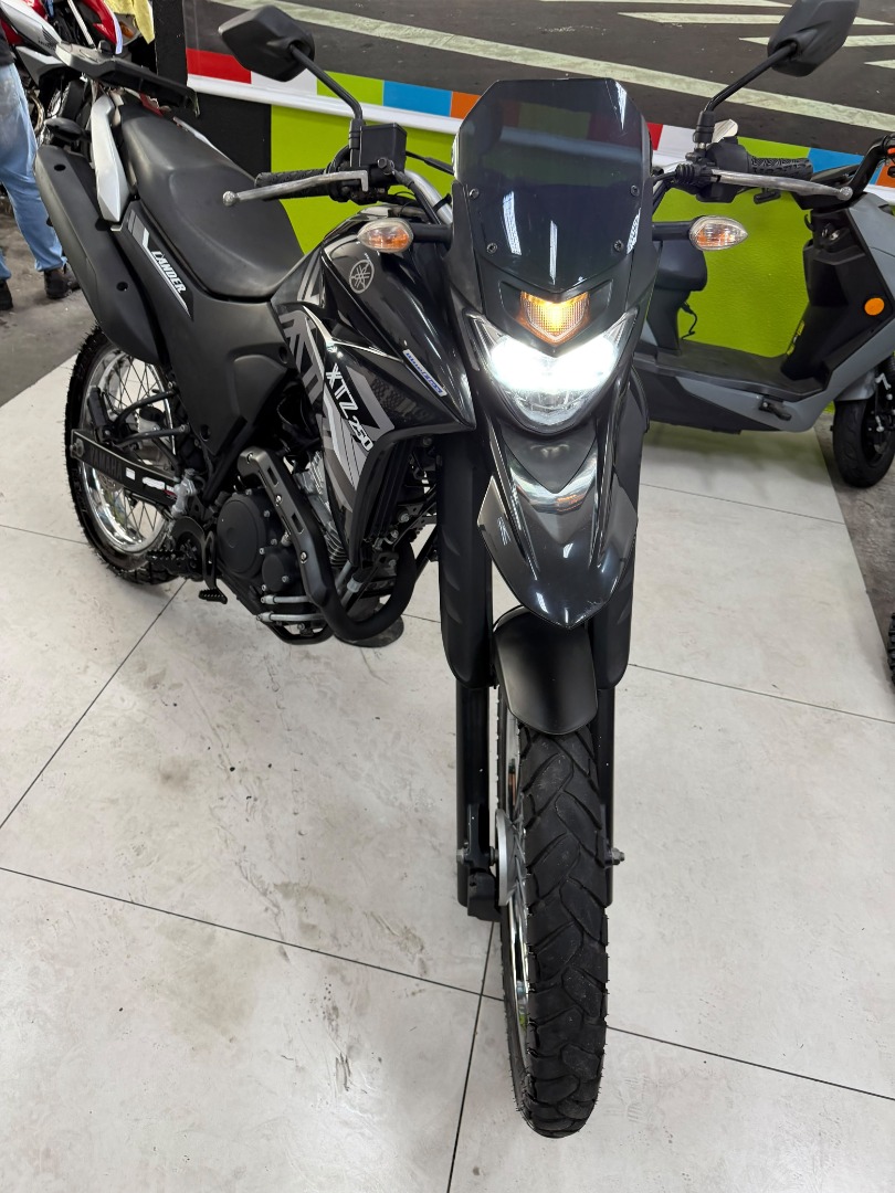 YAMAHA XTZ 250 LANDER CONNECTED