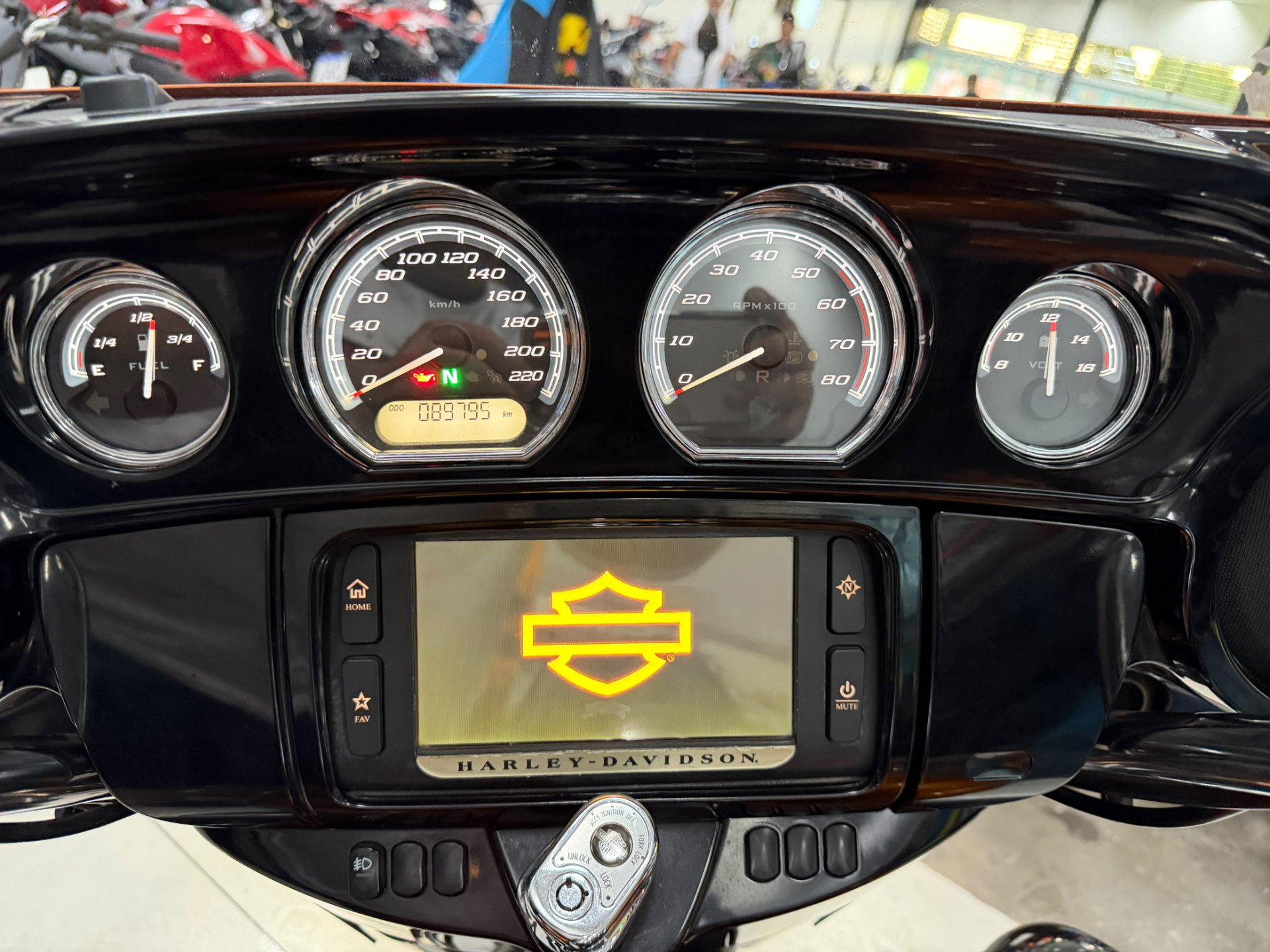 HARLEY-DAVIDSON ELECTRA GLIDE CLASSIC FLHTCI