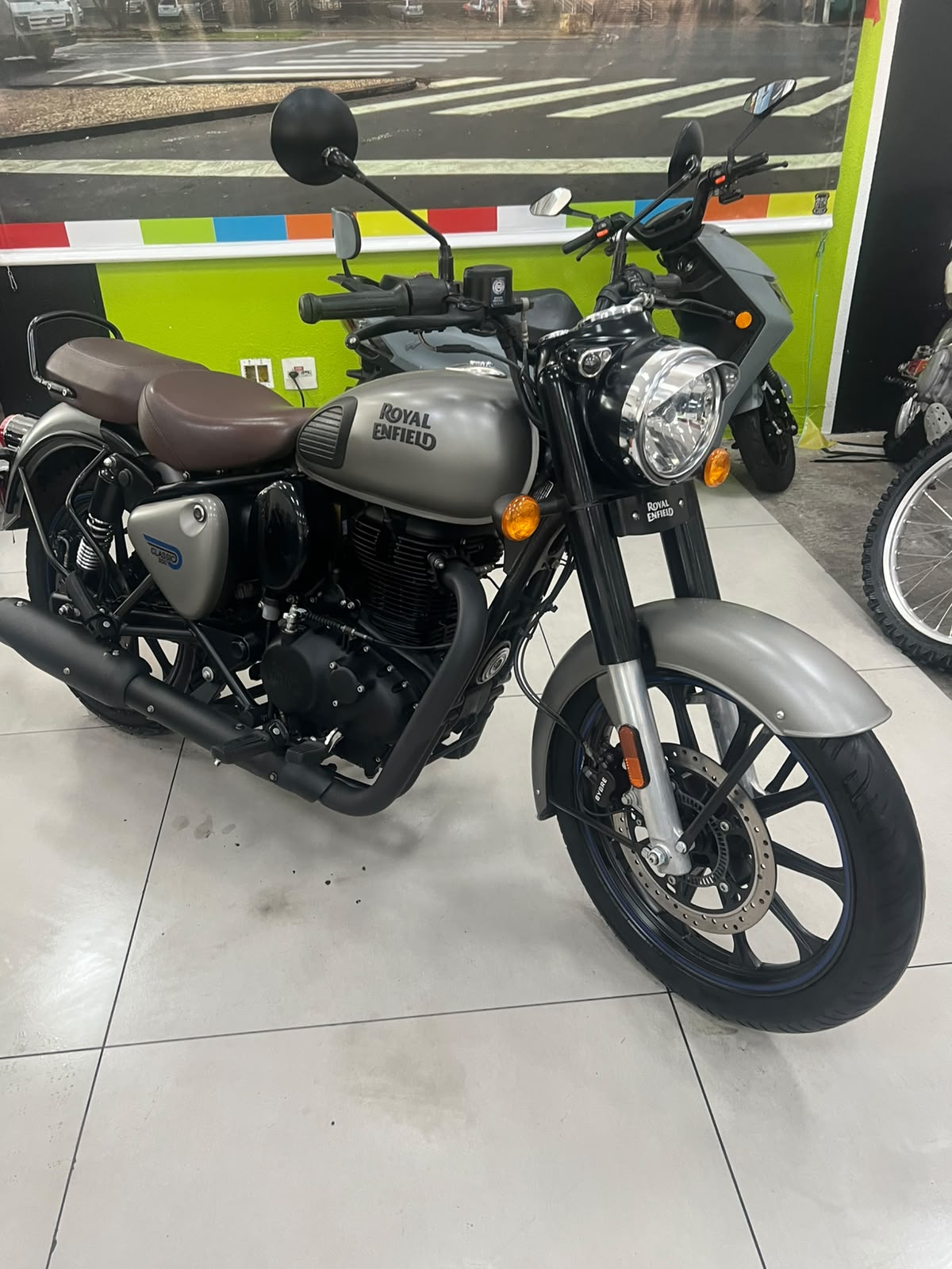 ROYAL ENFIELD CLASSIC 350
