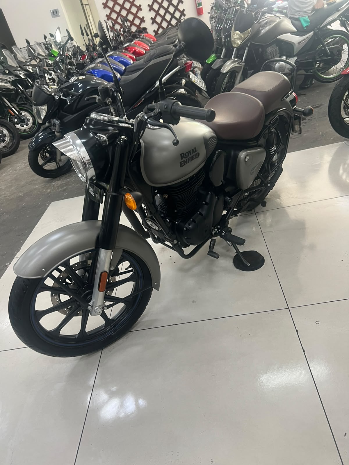 ROYAL ENFIELD CLASSIC 350