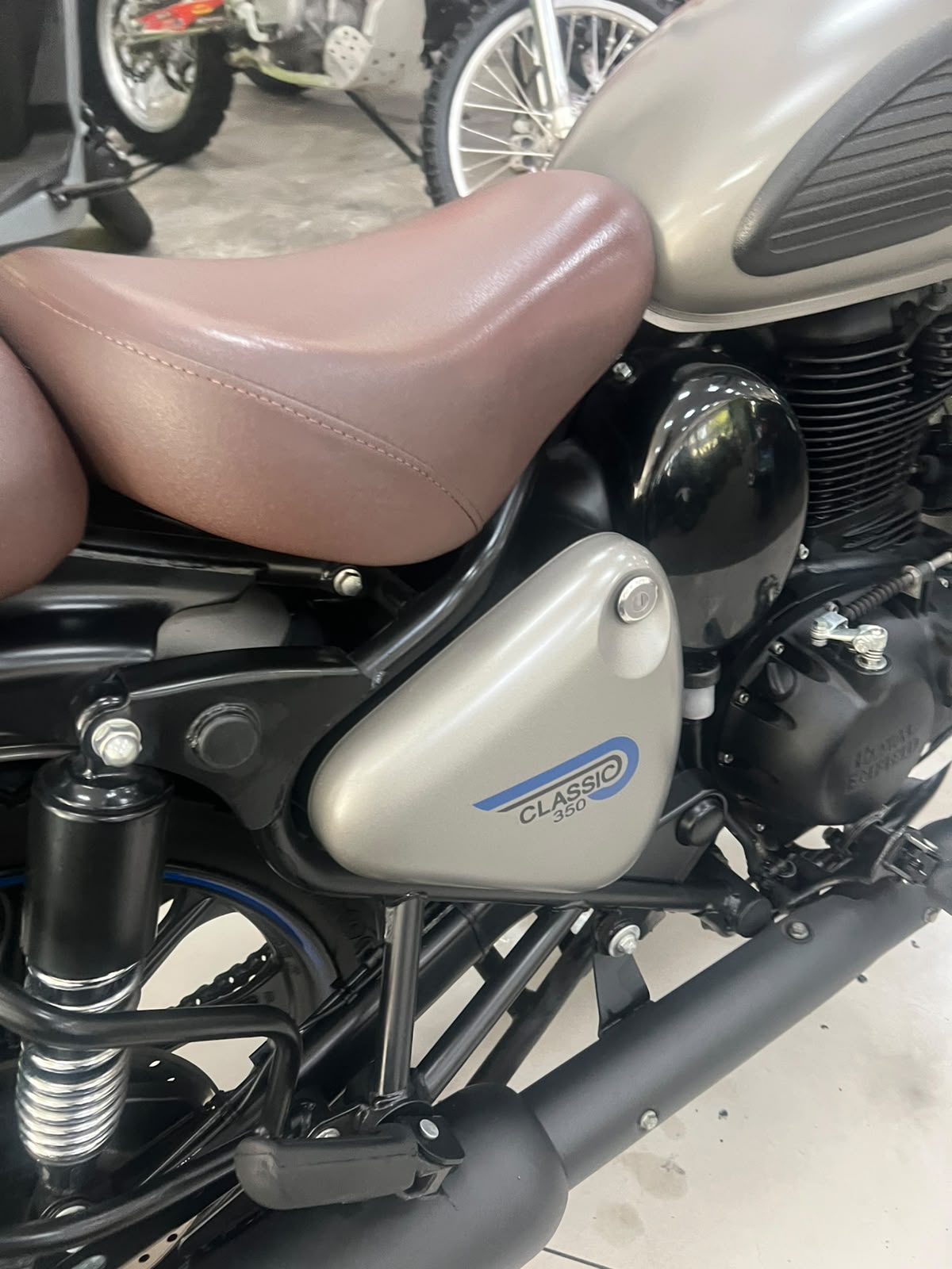 ROYAL ENFIELD CLASSIC 350