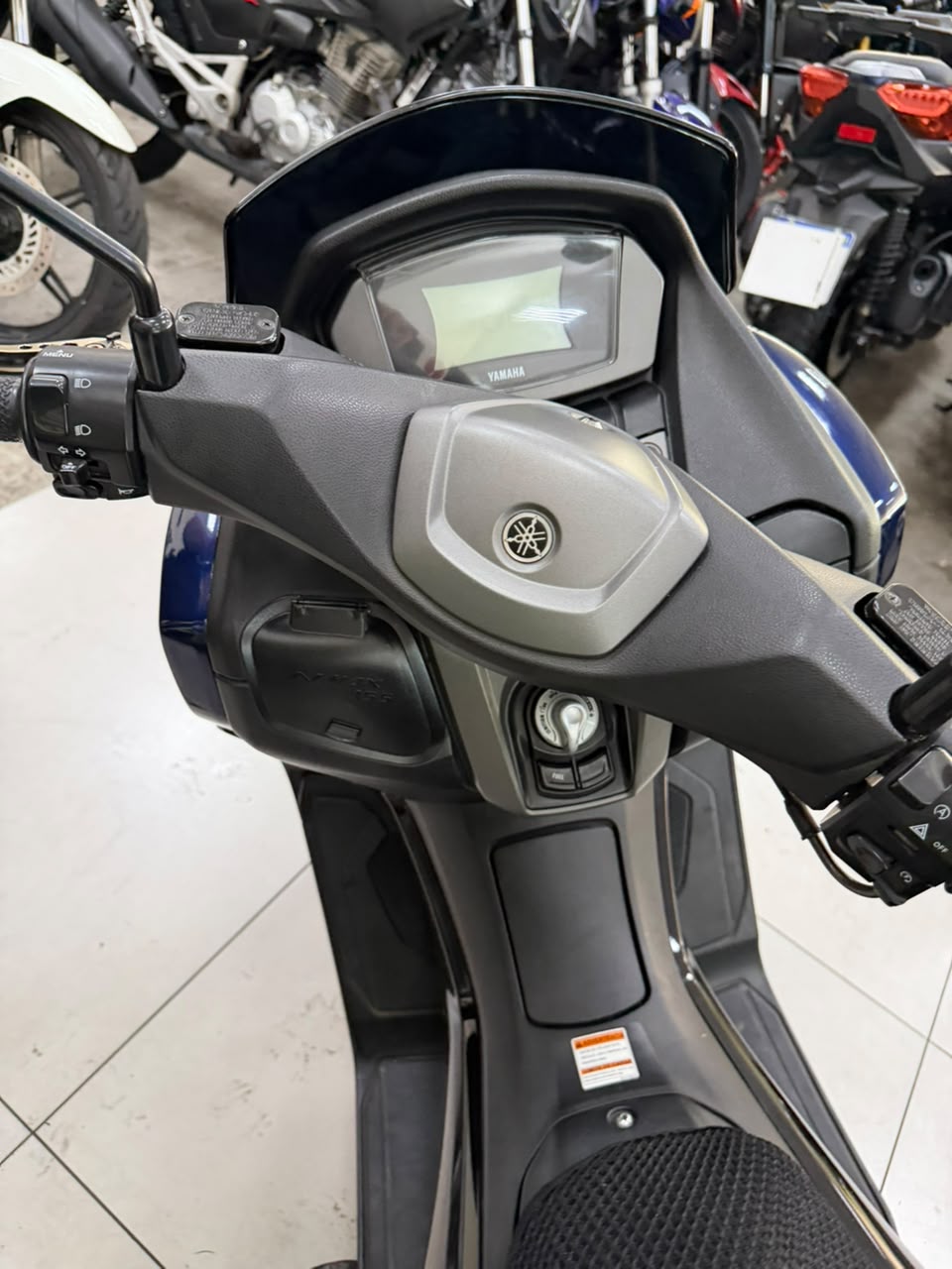 YAMAHA NMAX 160 ABS