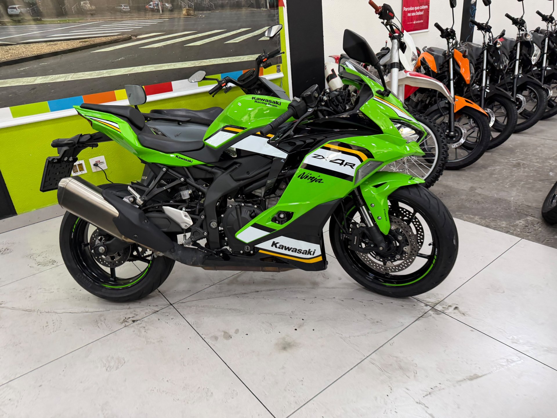 KAWASAKI NINJA ZX-4R