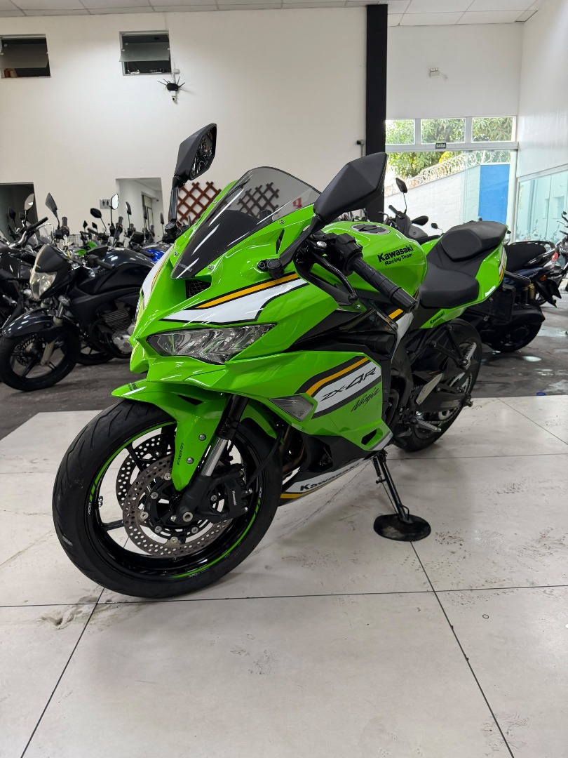 KAWASAKI NINJA ZX-4R