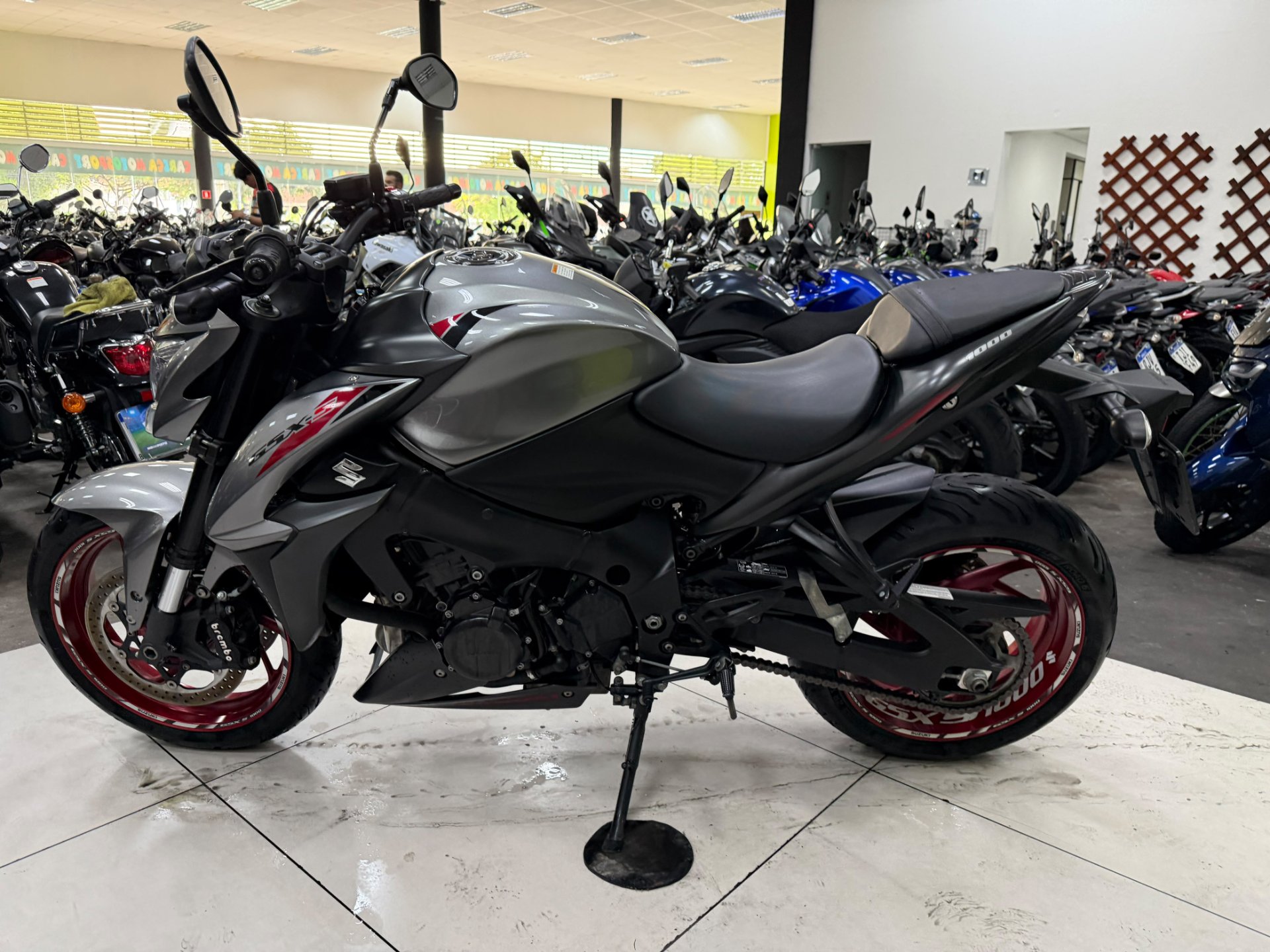 SUZUKI GSX S1000 ABS