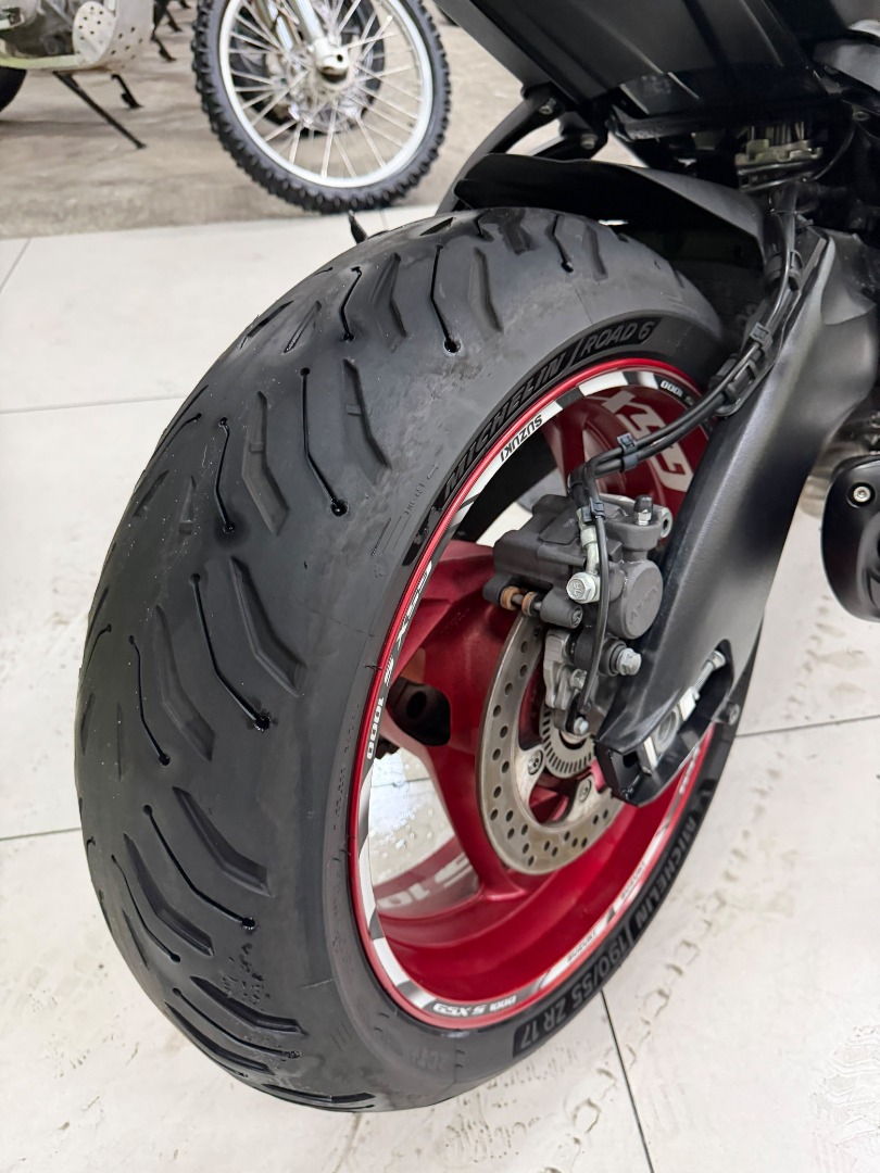 SUZUKI GSX S1000 ABS