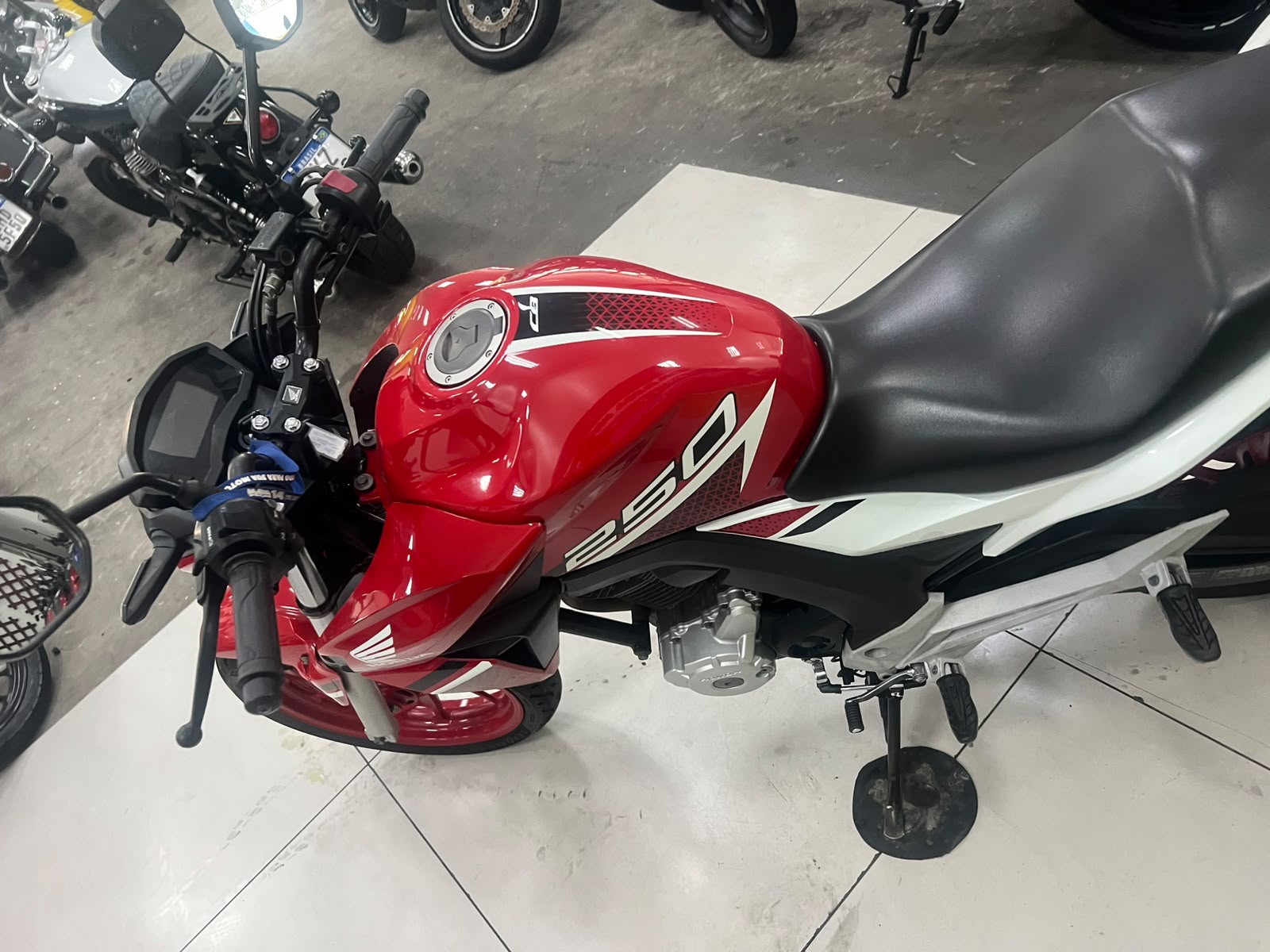 HONDA CB 250F TWISTER ABS