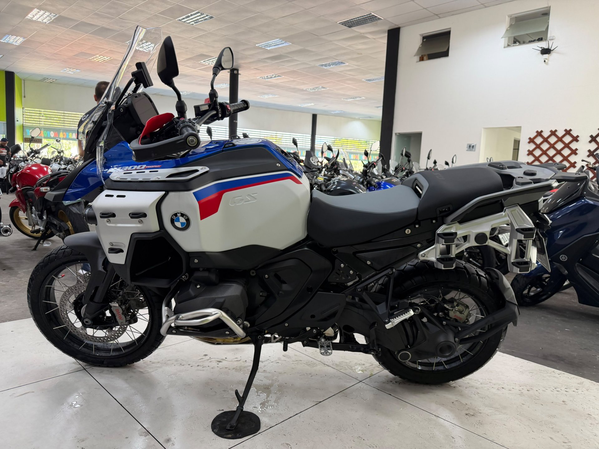 BMW R 1300 GS ADVENTURE TROPHY