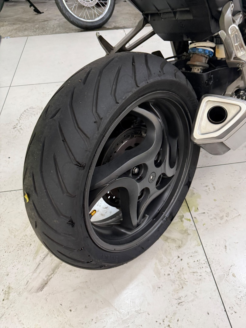 HONDA CB 1000R BLACK EDITION ABS