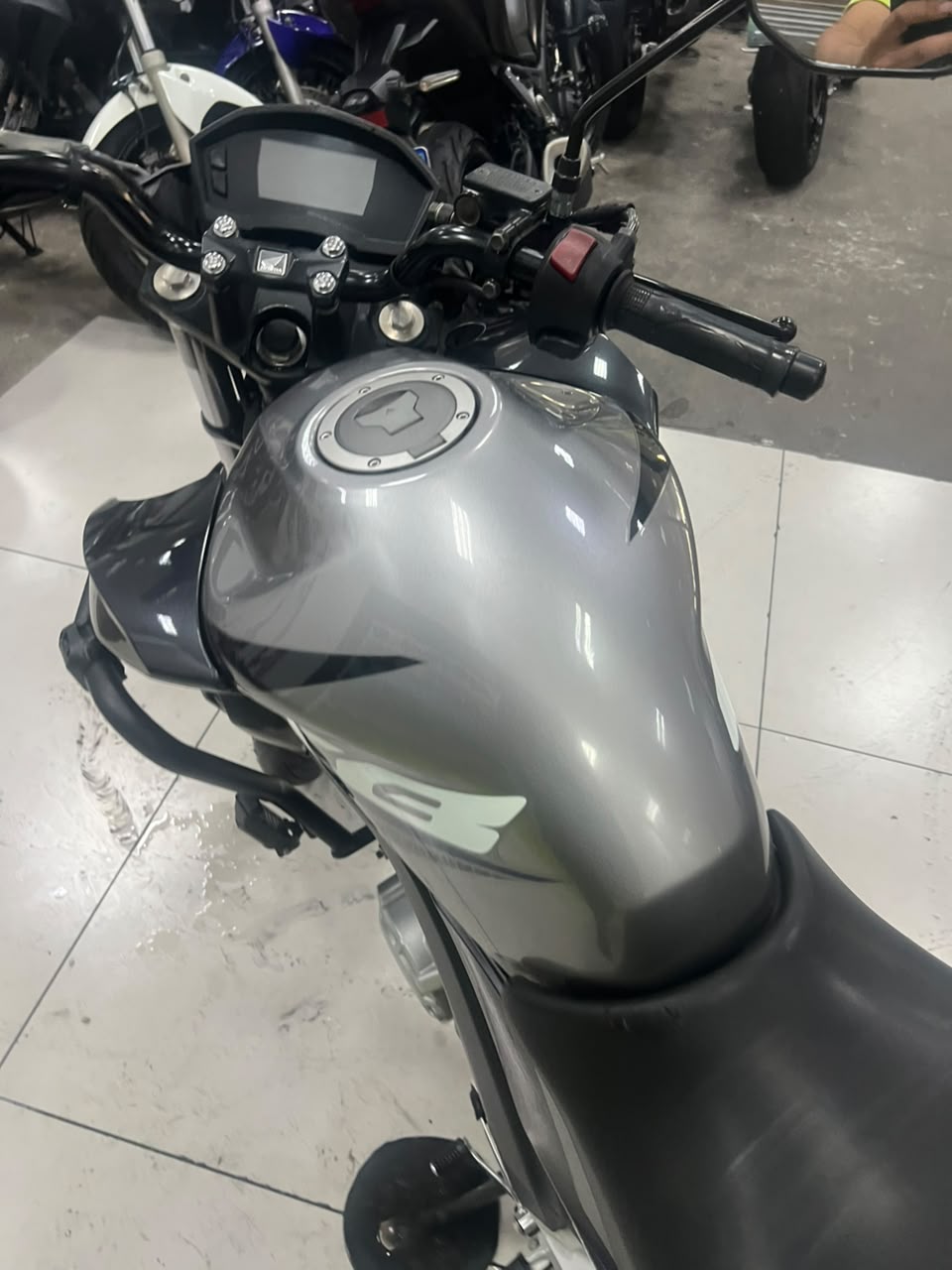 HONDA CB 250F TWISTER