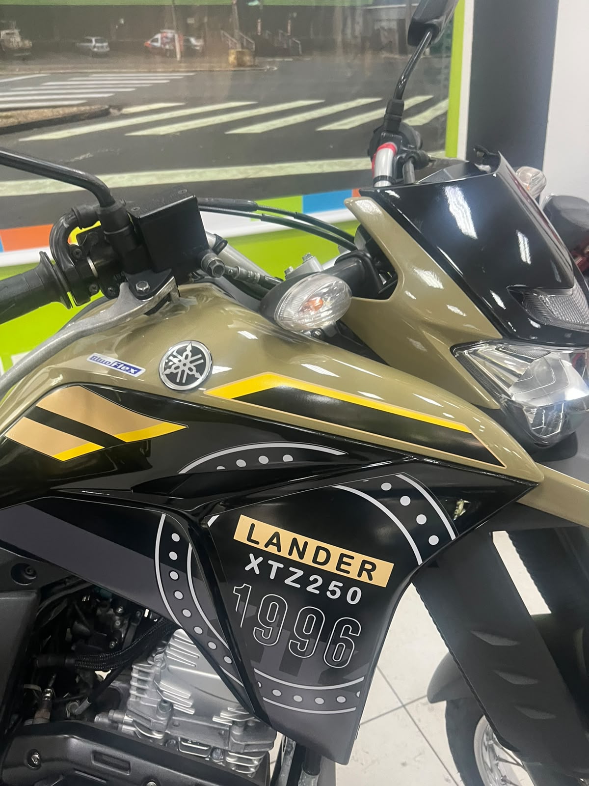 YAMAHA XTZ 250 LANDER CONNECTED