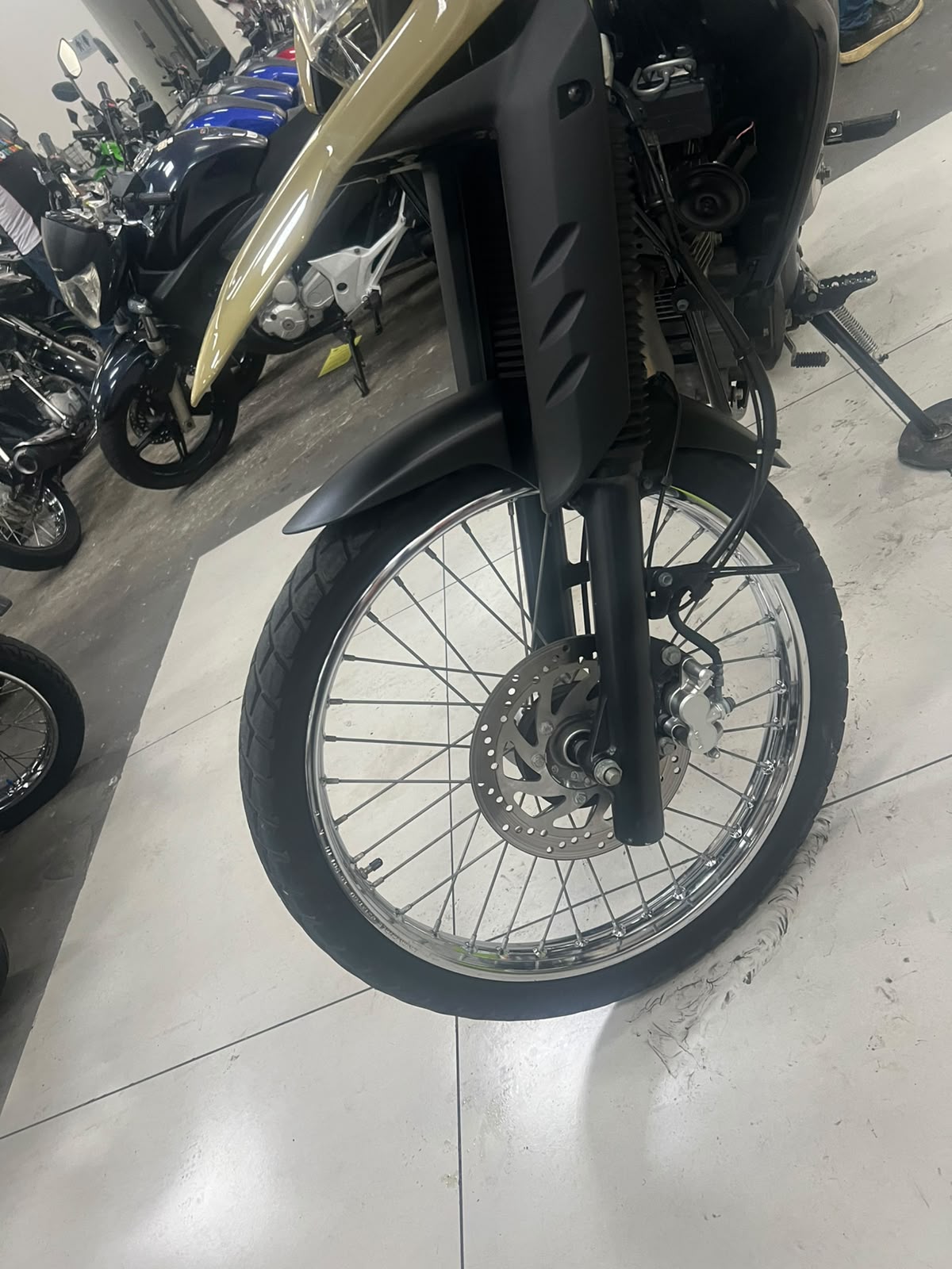 YAMAHA XTZ 250 LANDER CONNECTED