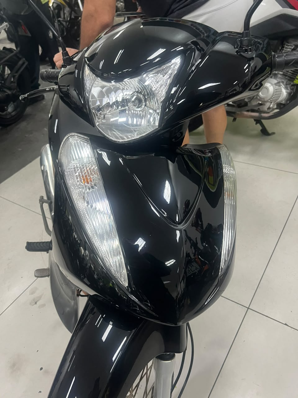 HONDA BIZ 125 ES