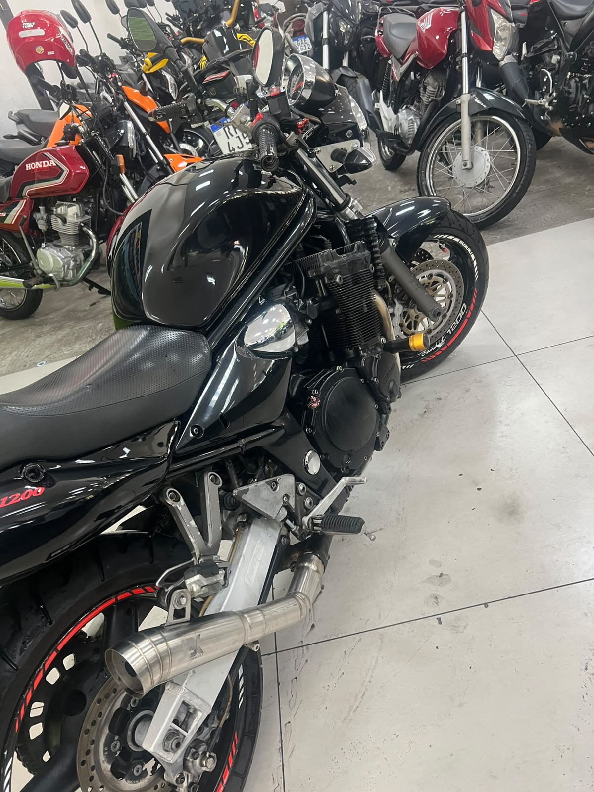 SUZUKI BANDIT N1200