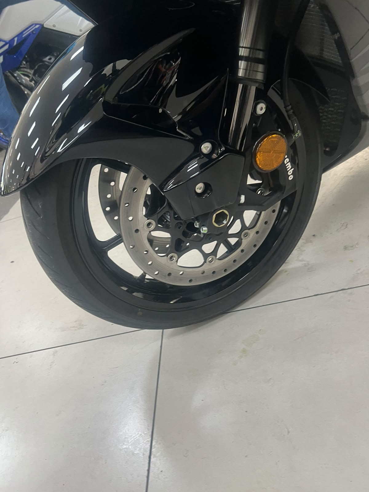 SUZUKI HAYABUSA GSX 1300RA