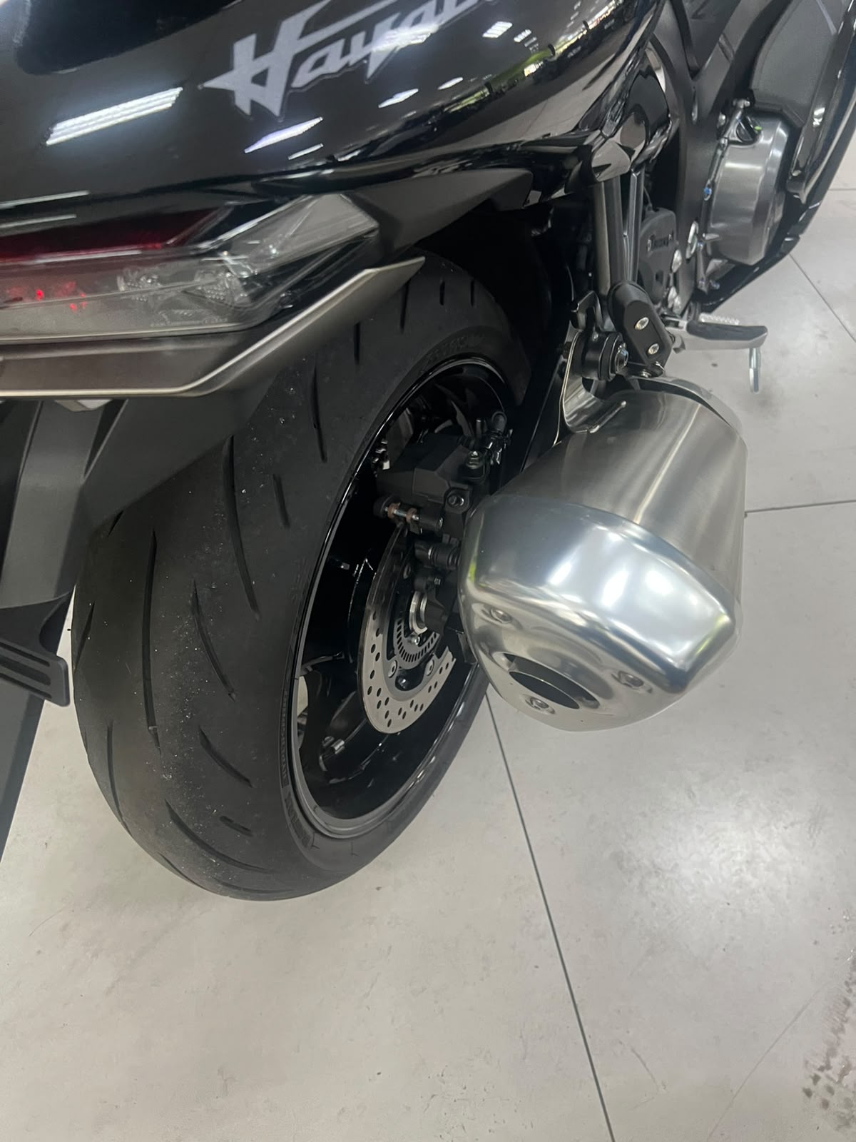 SUZUKI HAYABUSA GSX 1300RA