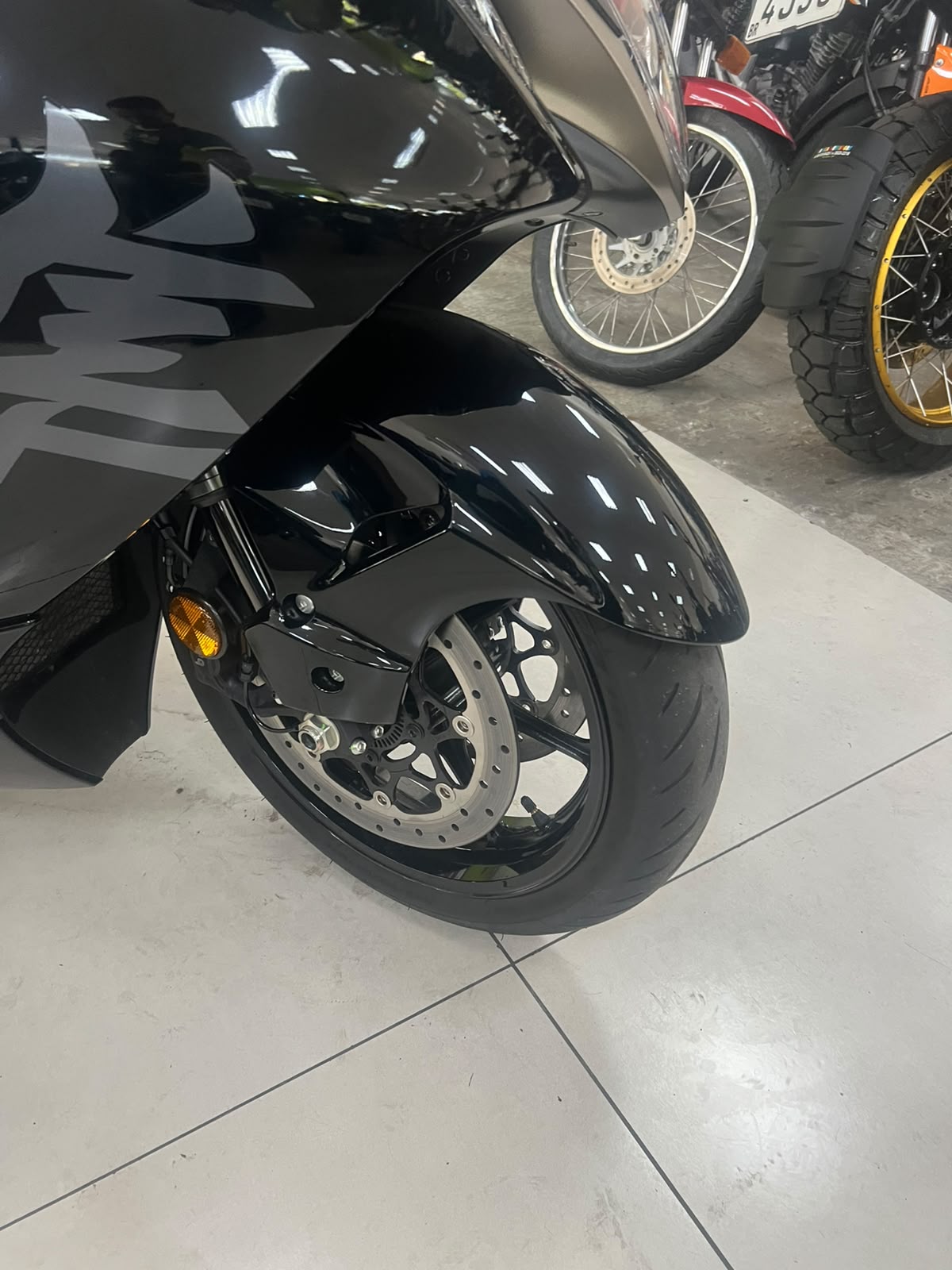 SUZUKI HAYABUSA GSX 1300RA