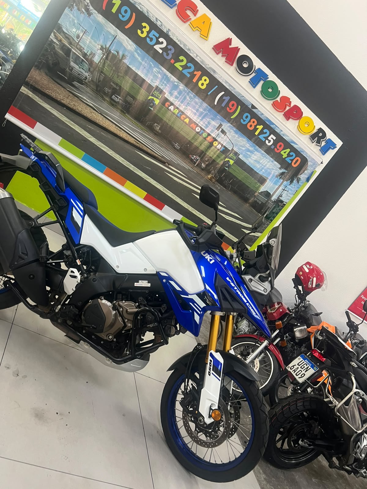 SUZUKI V STROM 1050