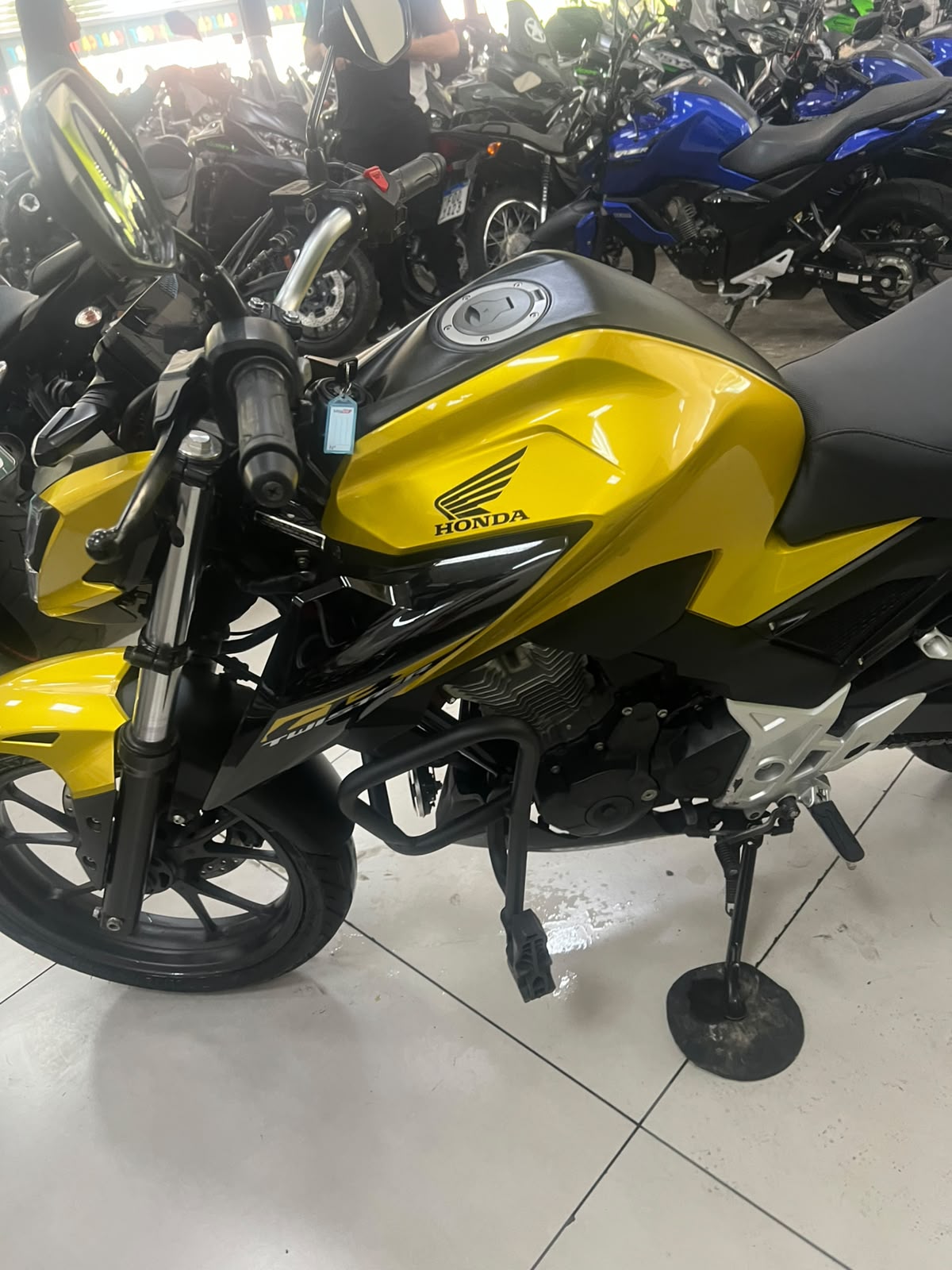 HONDA CB 300F TWISTER ABS