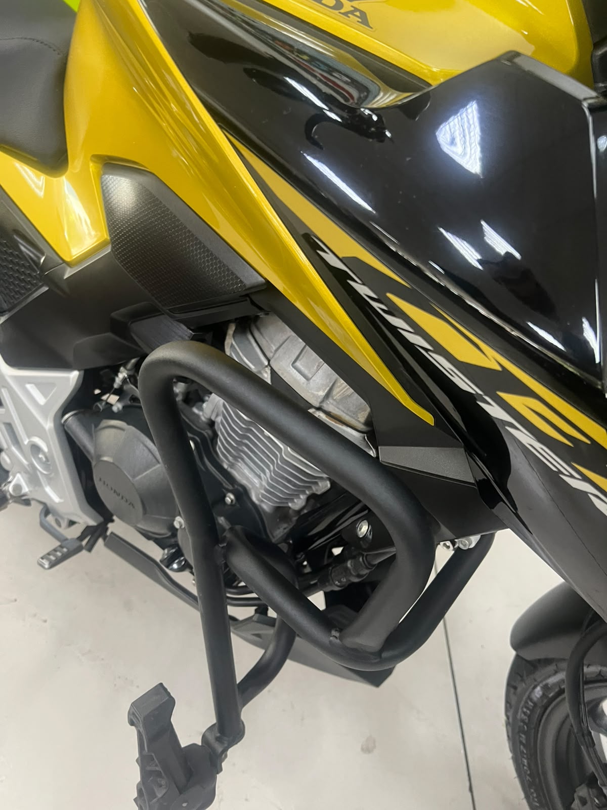 HONDA CB 300F TWISTER ABS