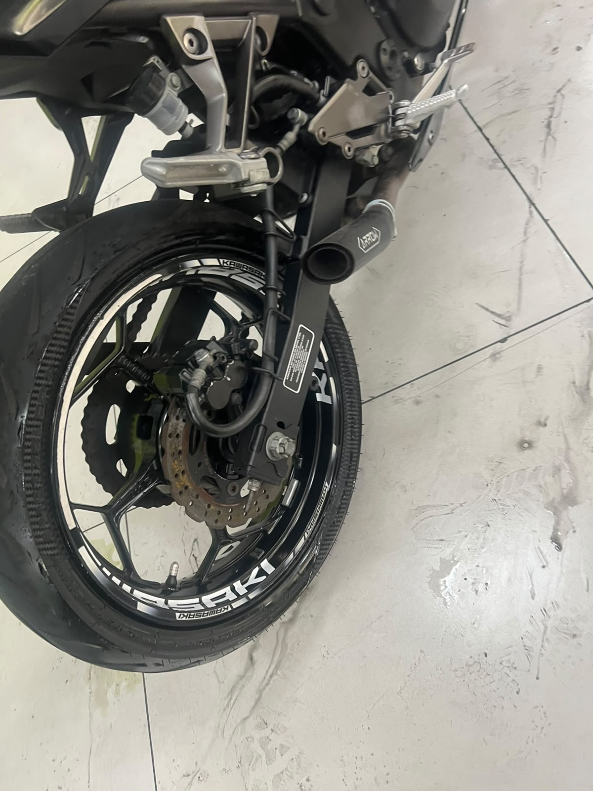 KAWASAKI Z300