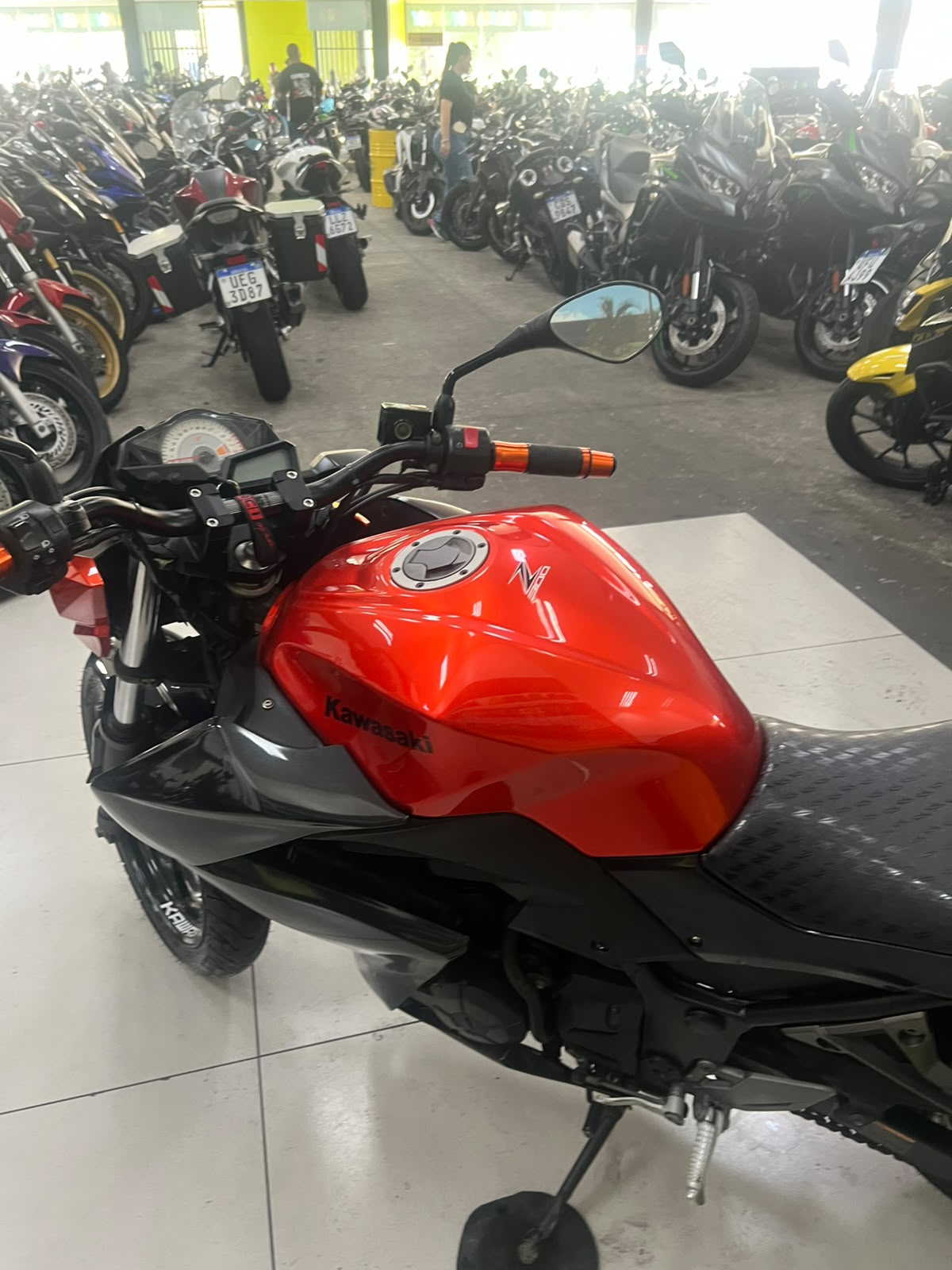 KAWASAKI Z300