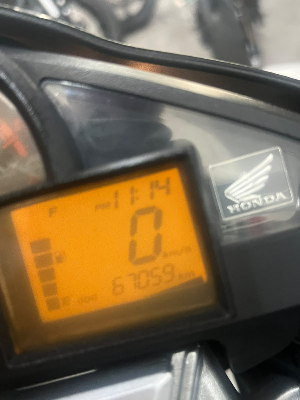 HONDA CB 300R