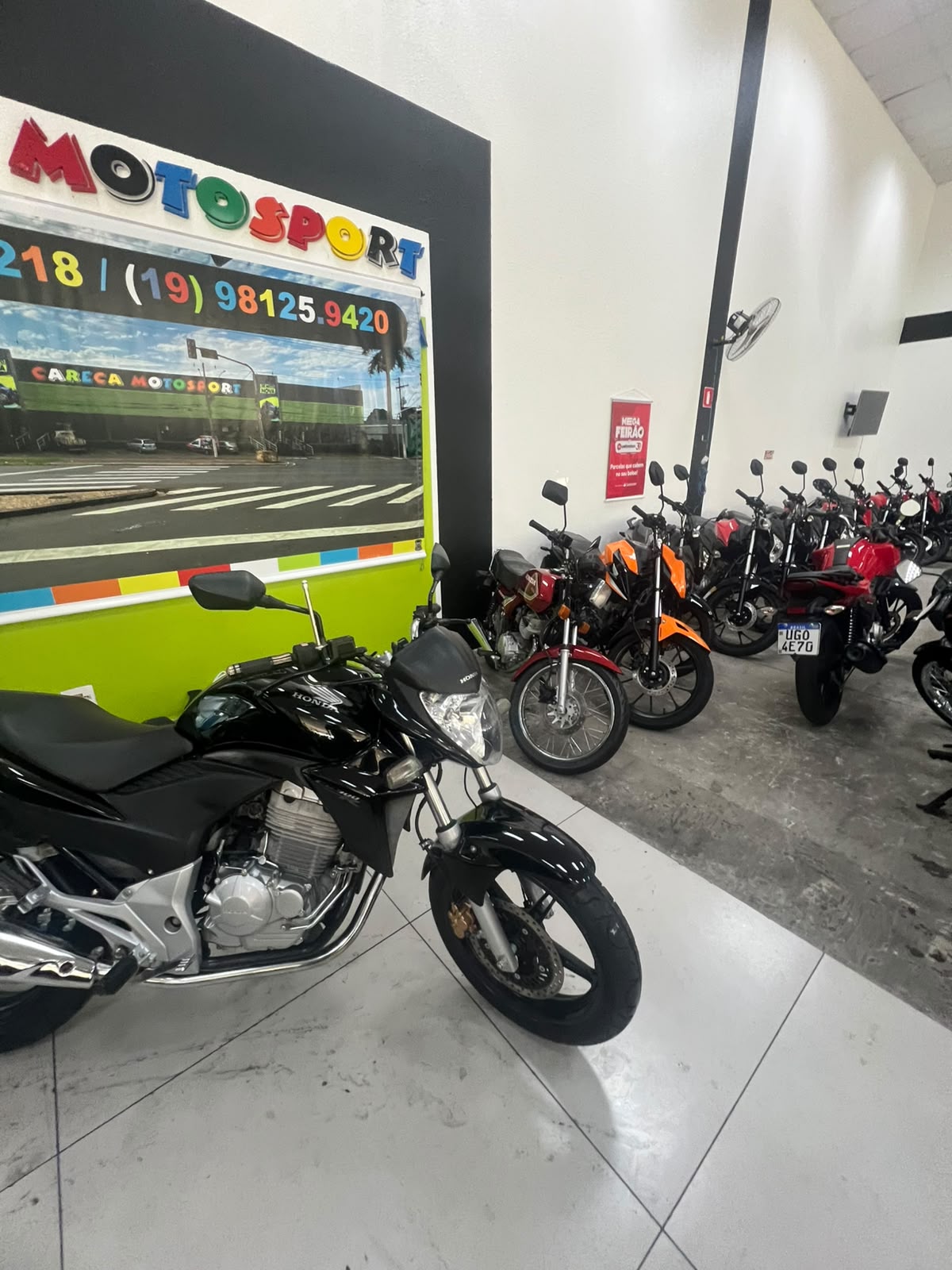 HONDA CB 300R