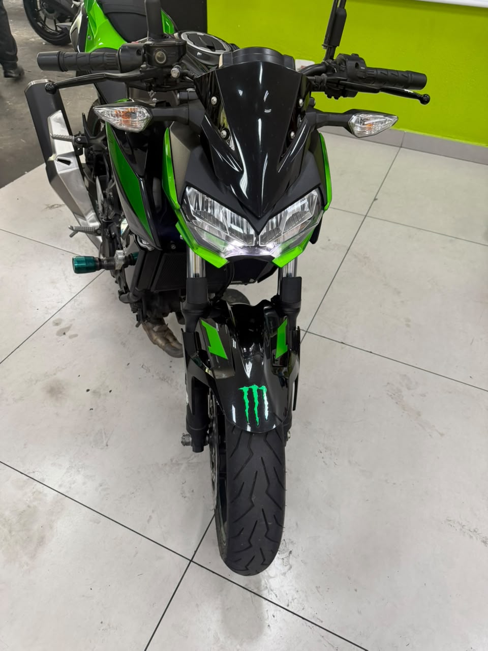 KAWASAKI Z400
