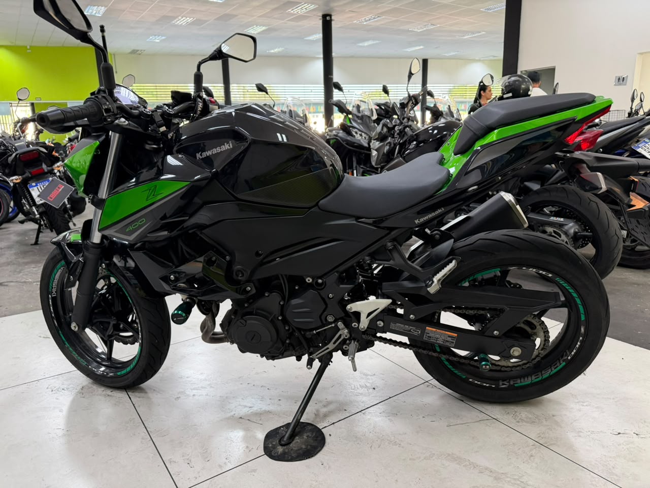KAWASAKI Z400