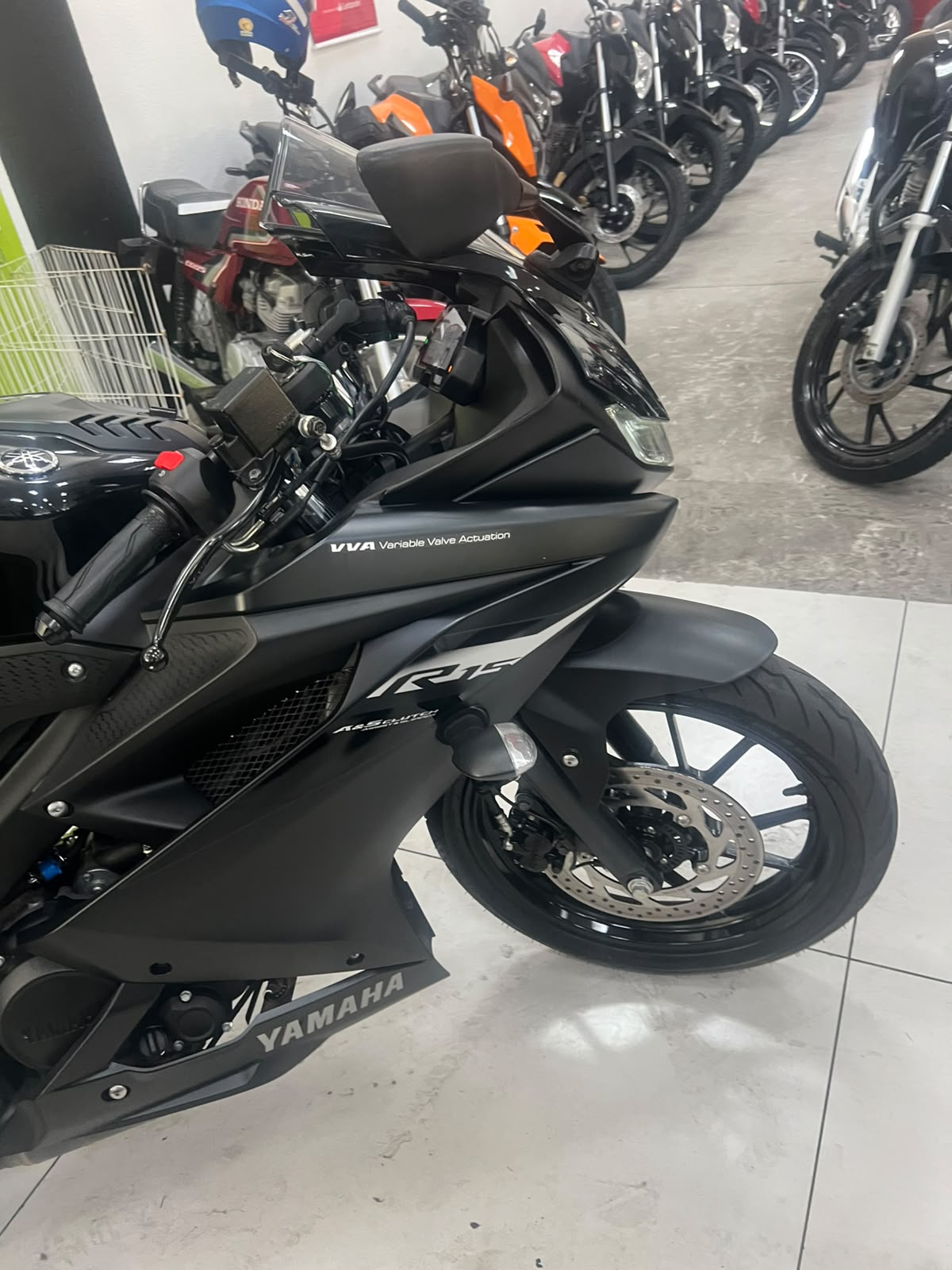 YAMAHA YZF R15