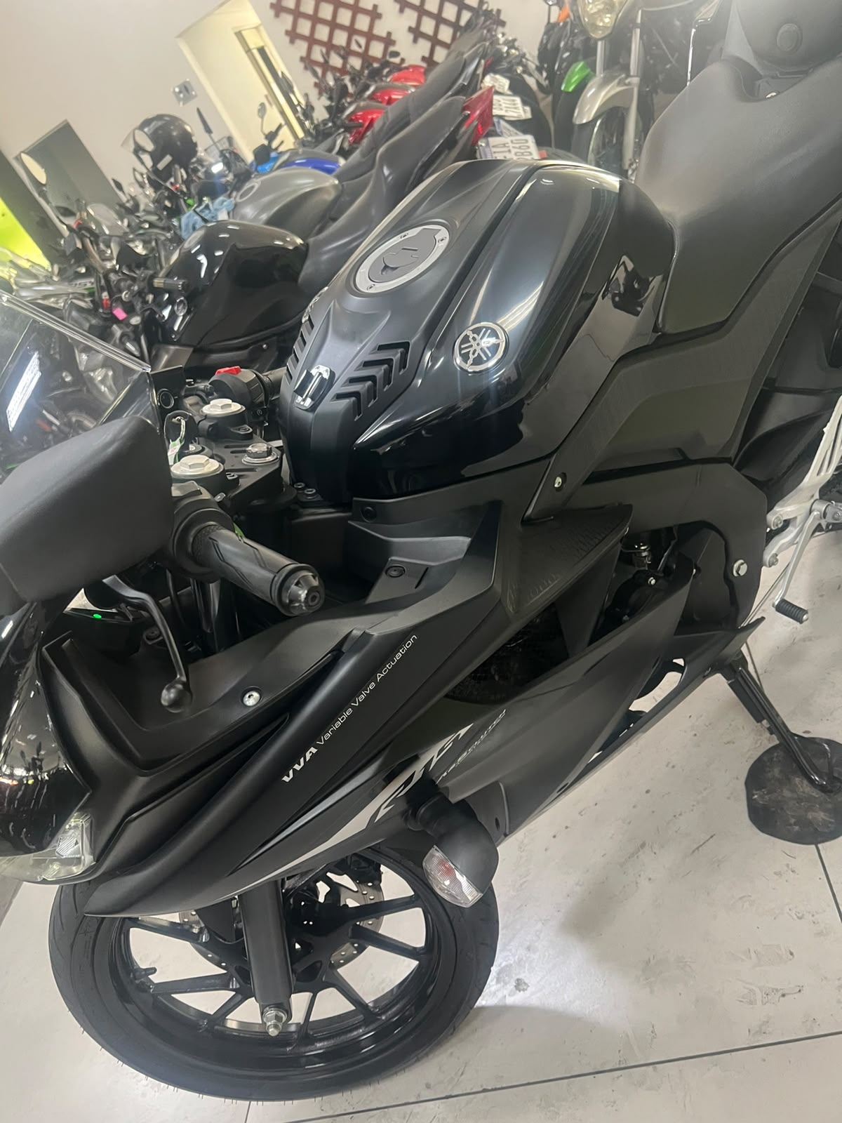 YAMAHA YZF R15
