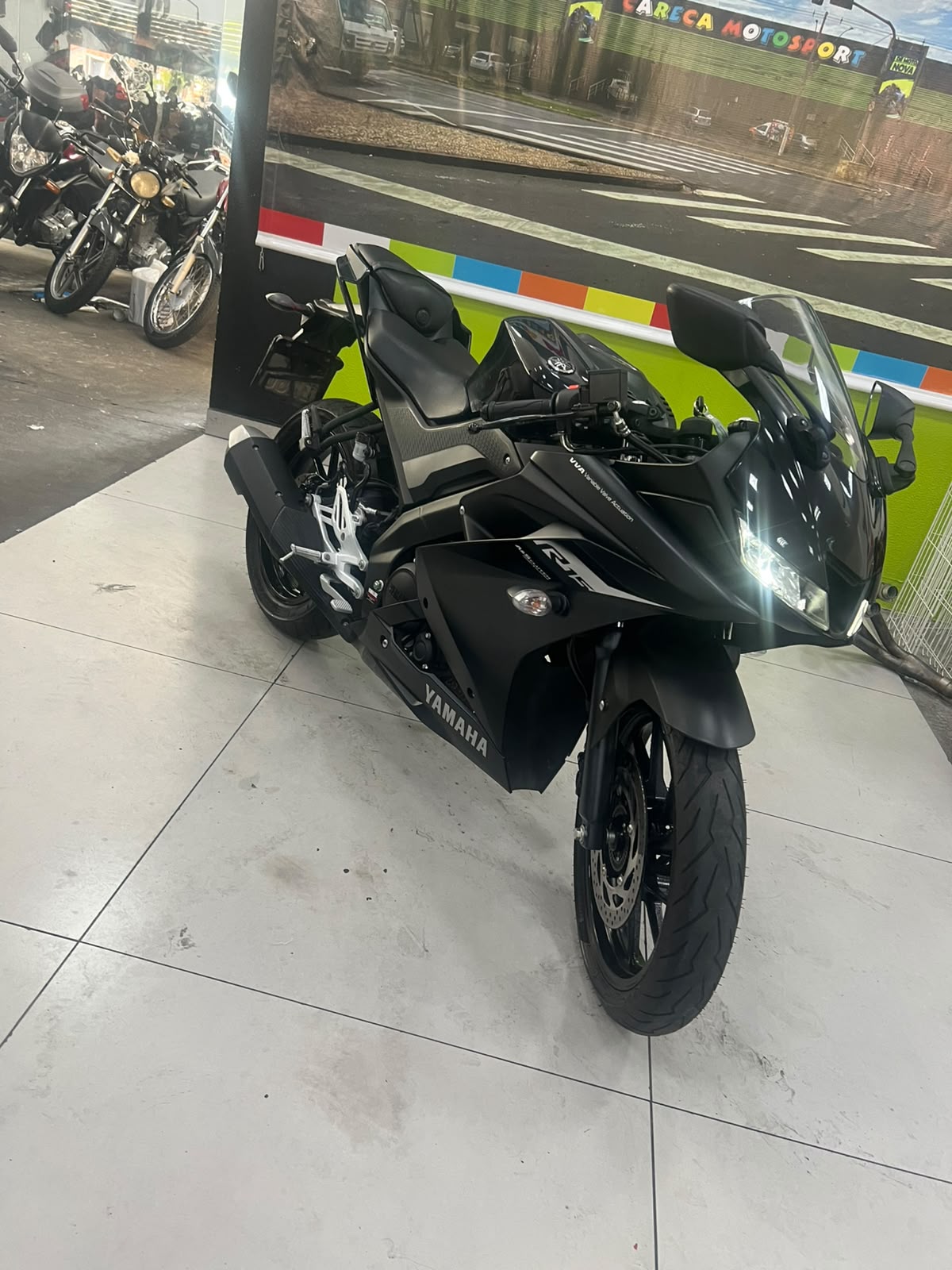YAMAHA YZF R15