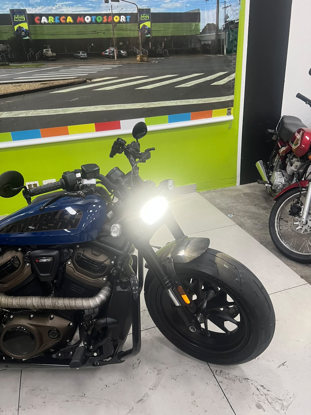 HARLEY-DAVIDSON SPORTSTER 1200 CUSTOM