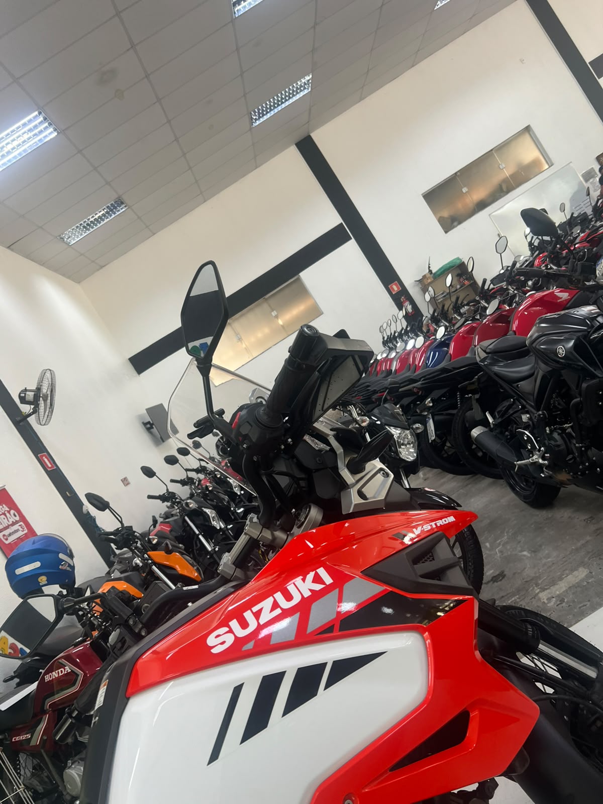 SUZUKI V-STROM 1050XT ABS