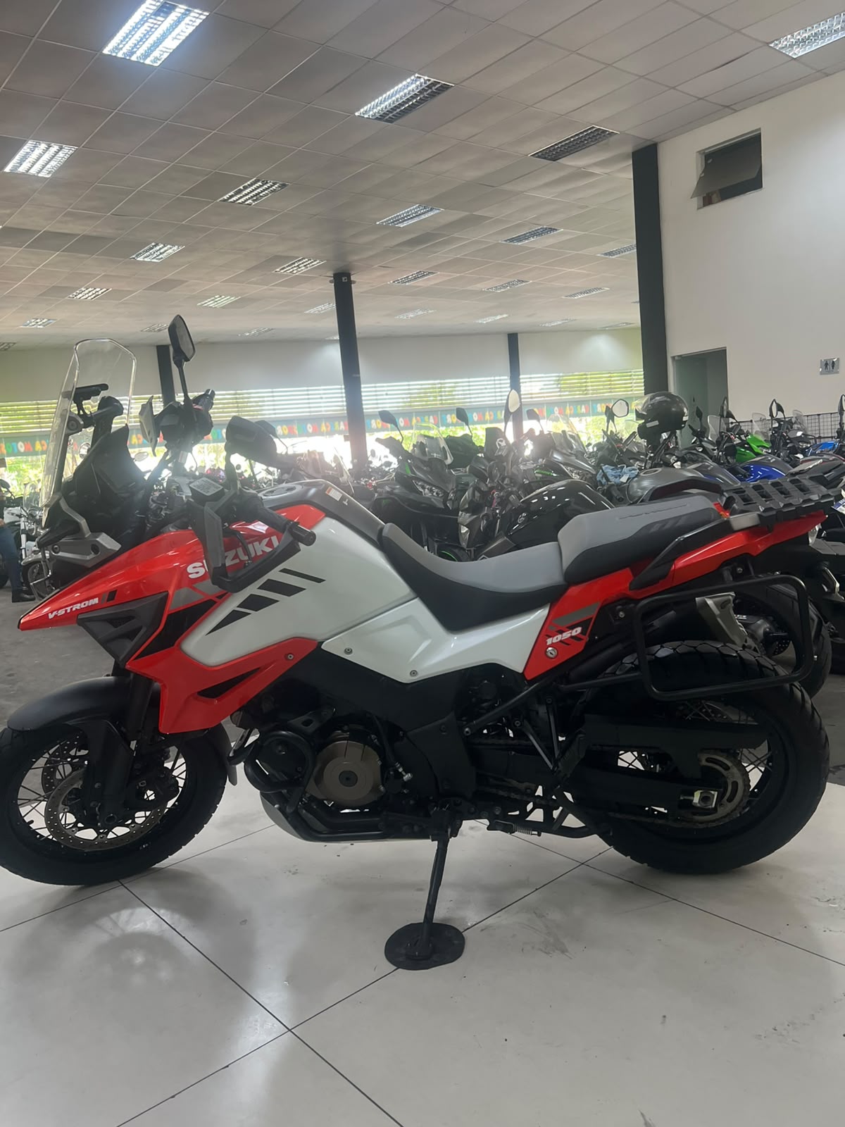 SUZUKI V-STROM 1050XT ABS