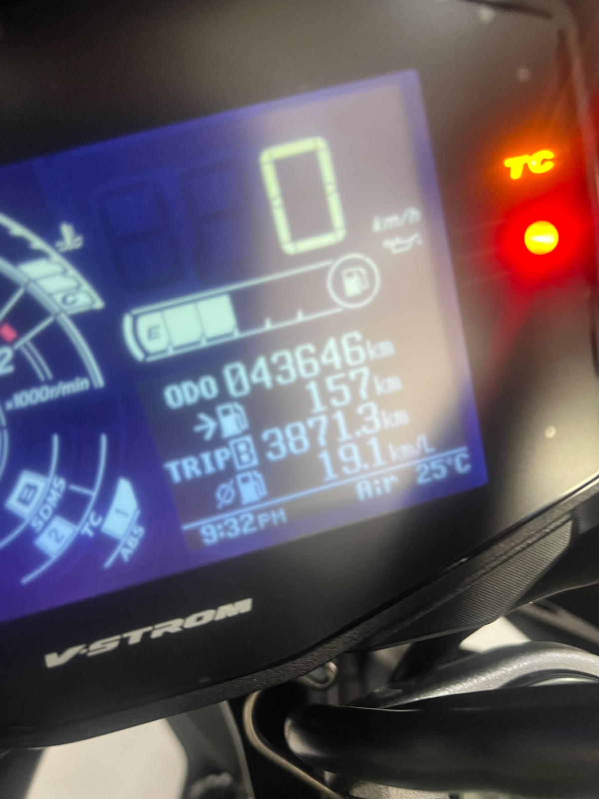 SUZUKI V-STROM 1050XT ABS