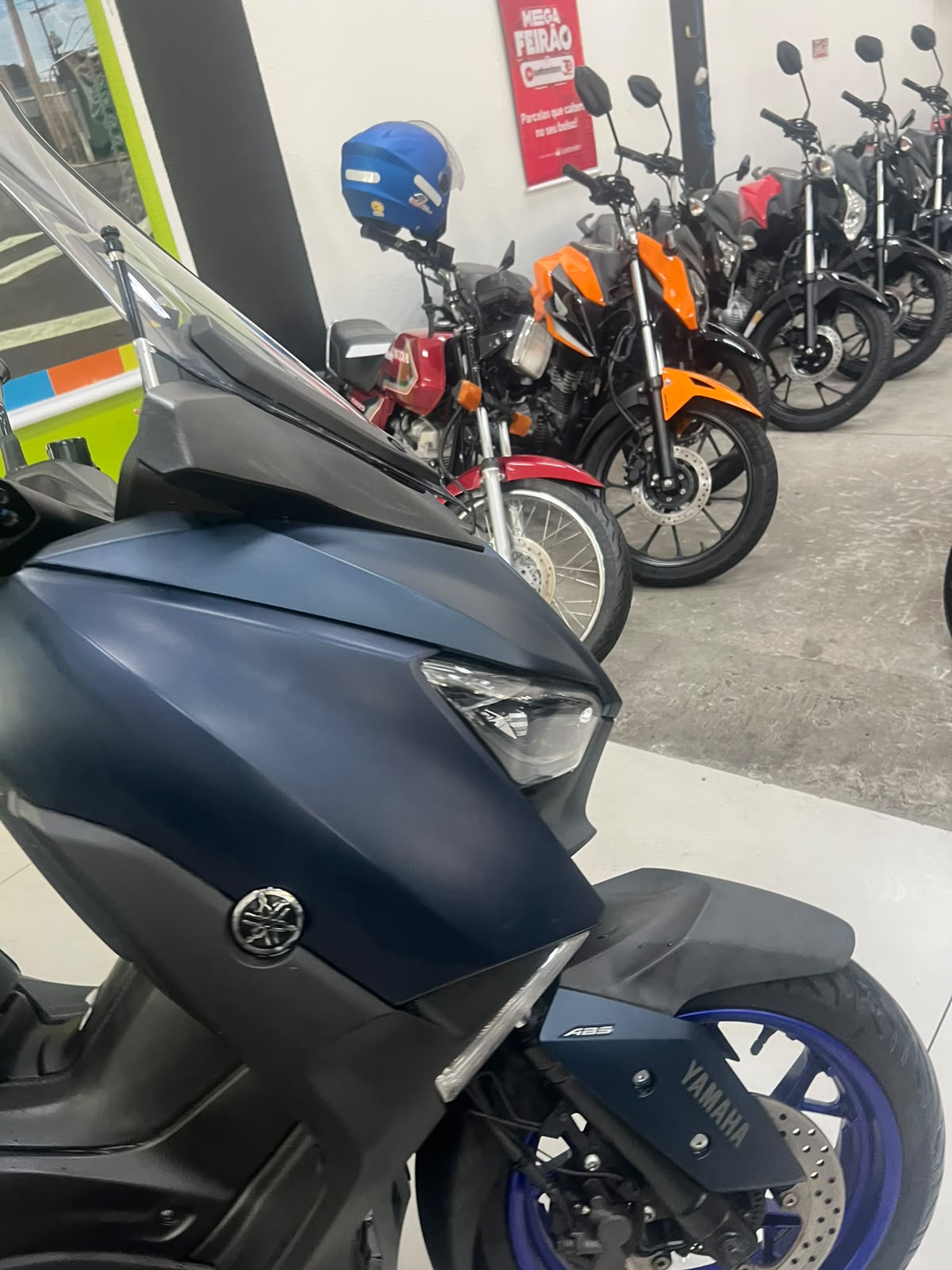 YAMAHA XMAX 250 CONNECTED ABS