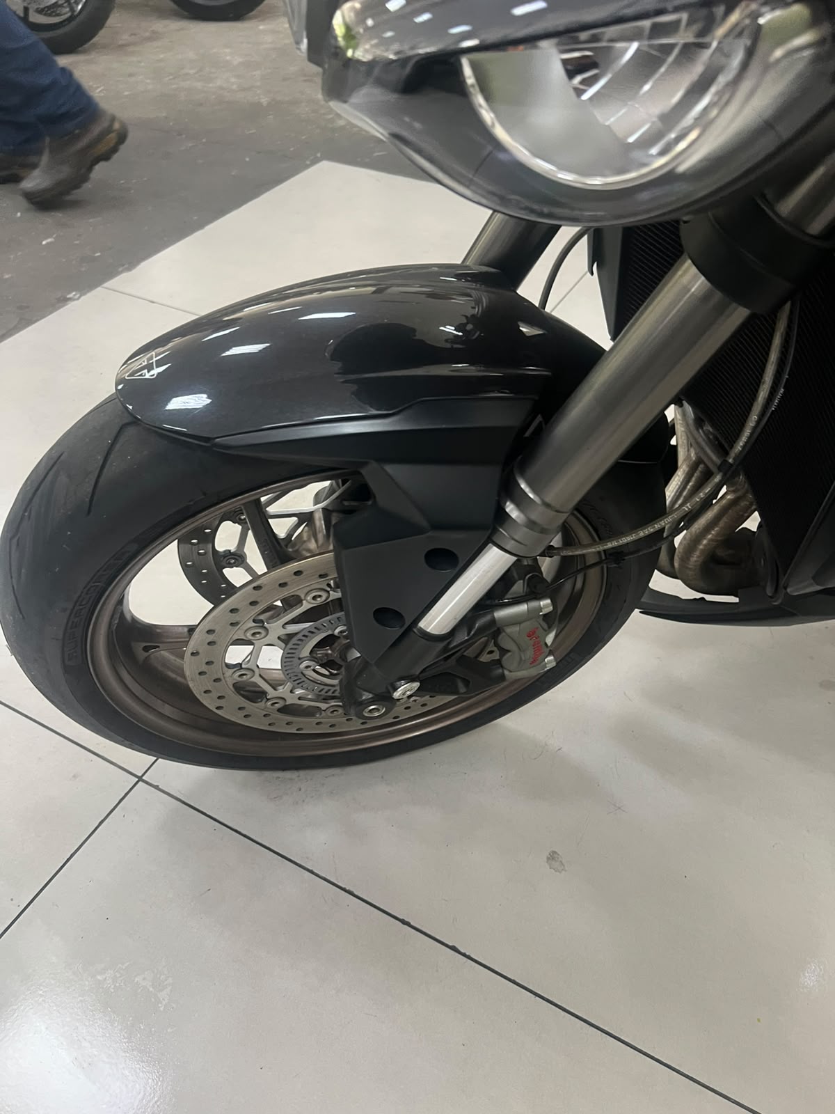 TRIUMPH STREET TRIPLE 765 RS