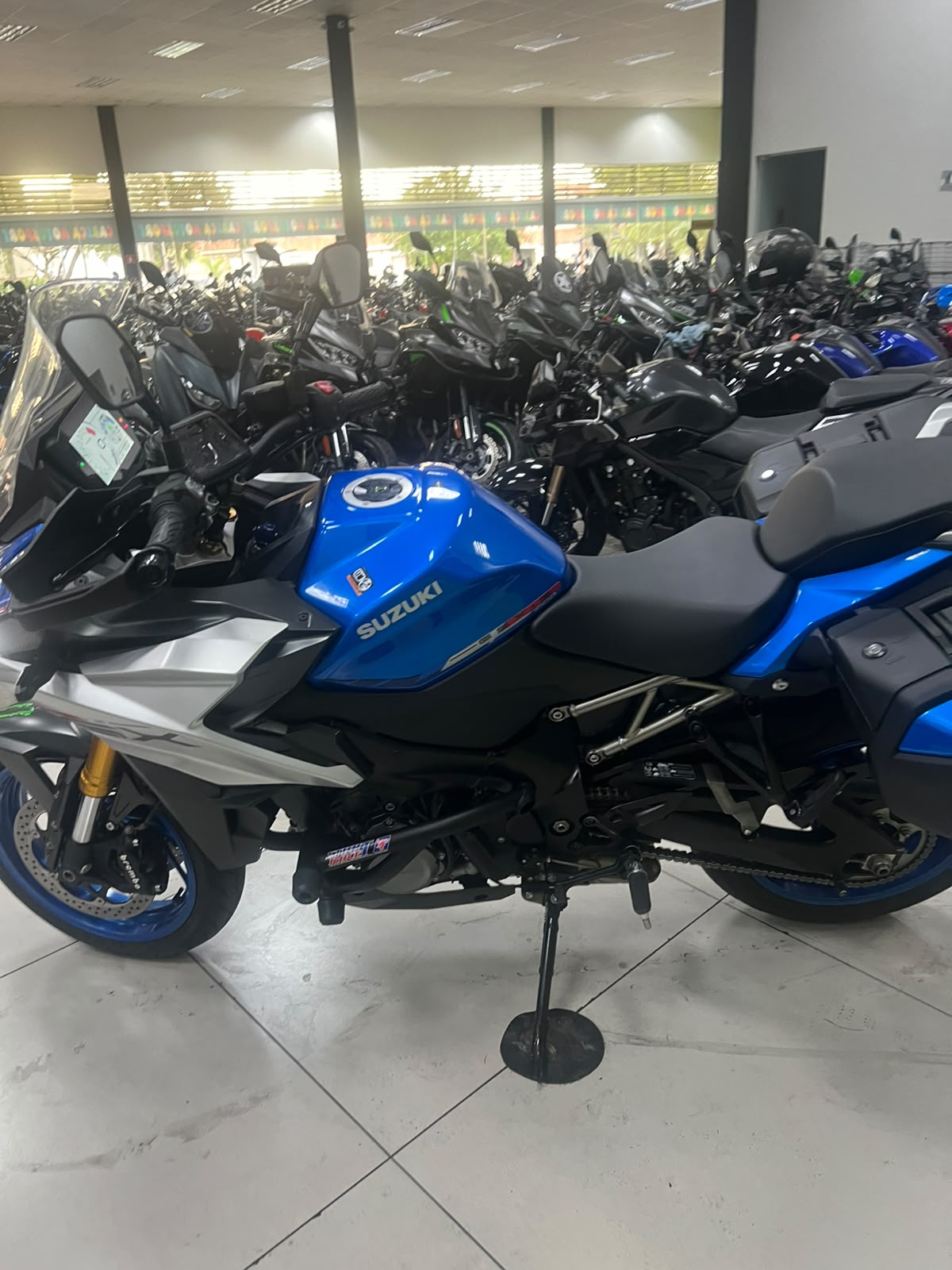 SUZUKI GSX S1000 ABS