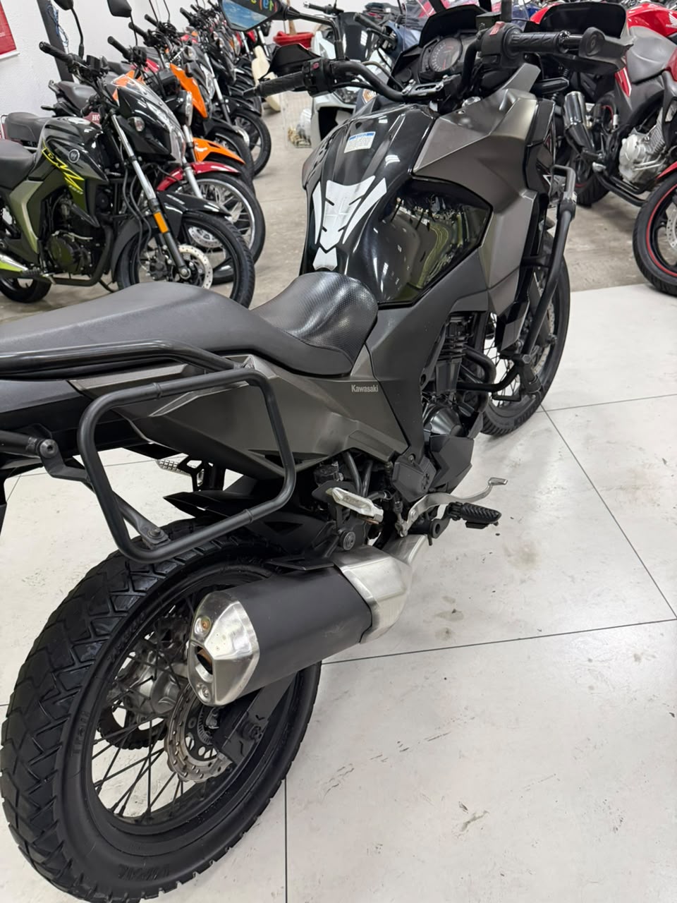 KAWASAKI VERSYS-X 300