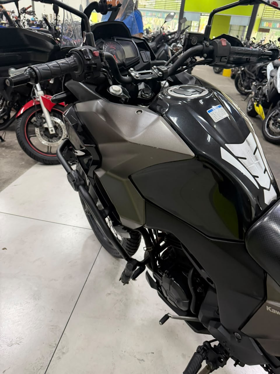 KAWASAKI VERSYS-X 300
