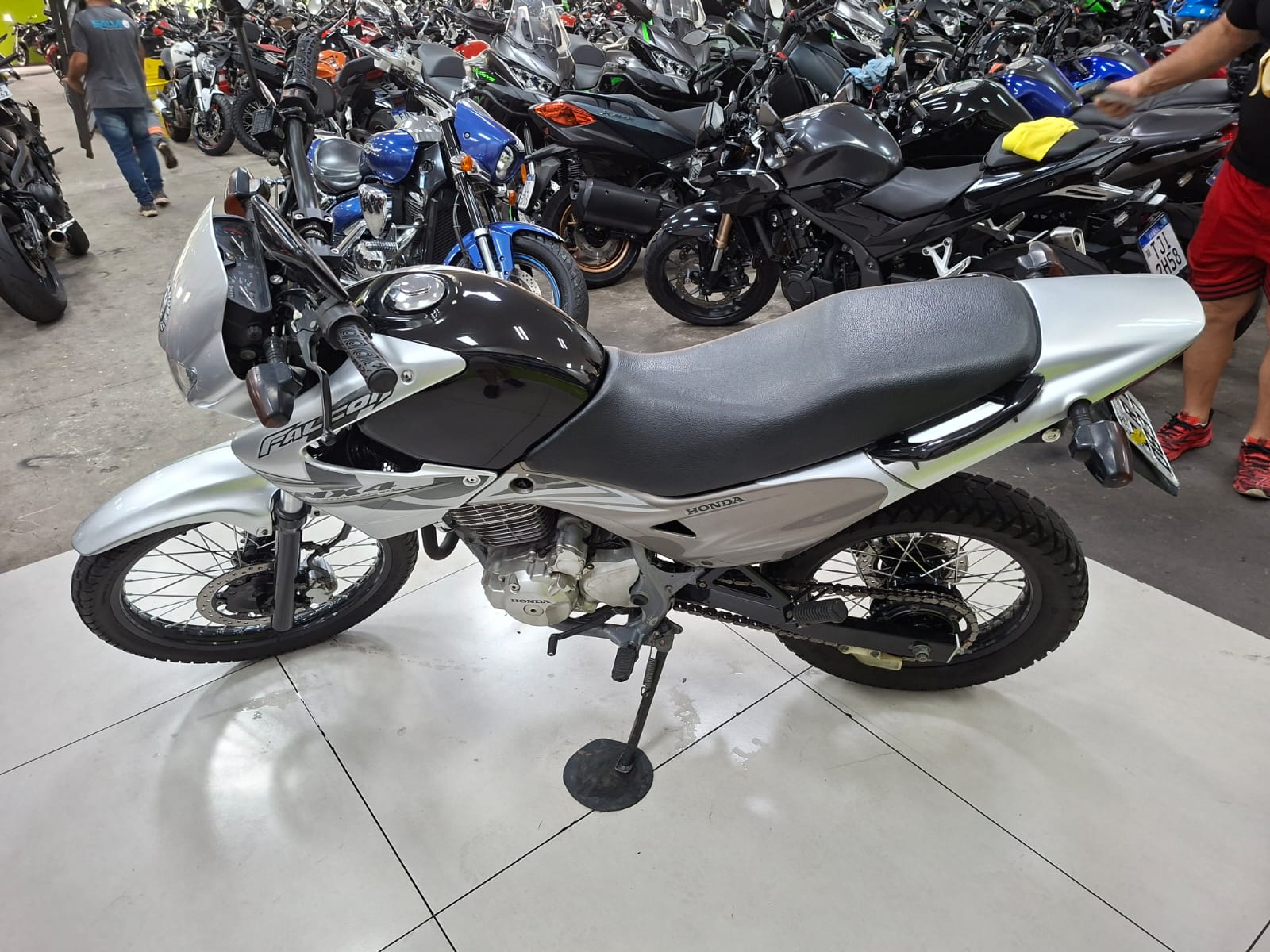 HONDA NX4 FALCON