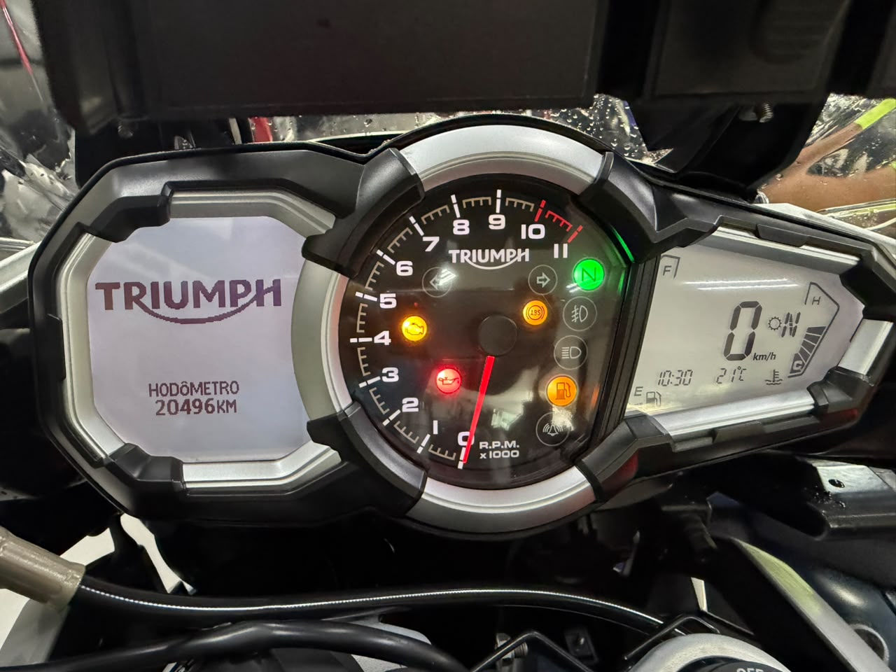 TRIUMPH TIGER 1200 XCX