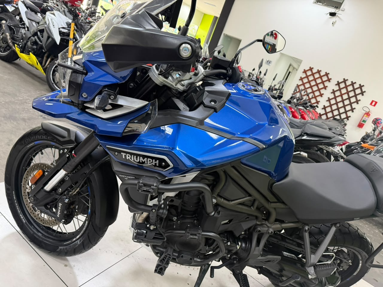 TRIUMPH TIGER 1200 XCX